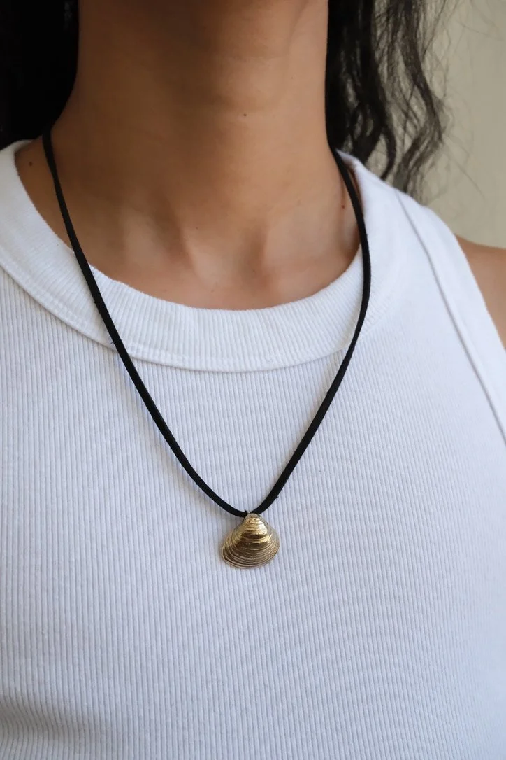Bronze Ondine Clam Shell Necklace
