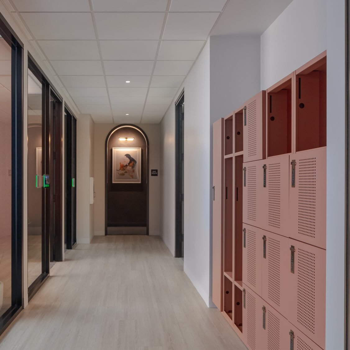 Love spotting these @heartworkinc Building Block Lockers at Bishop Ranch!

Done in collaboration with @oneworkplace and @apidesign_

#heartwork #moderndesign #colorfulspaces #lockers