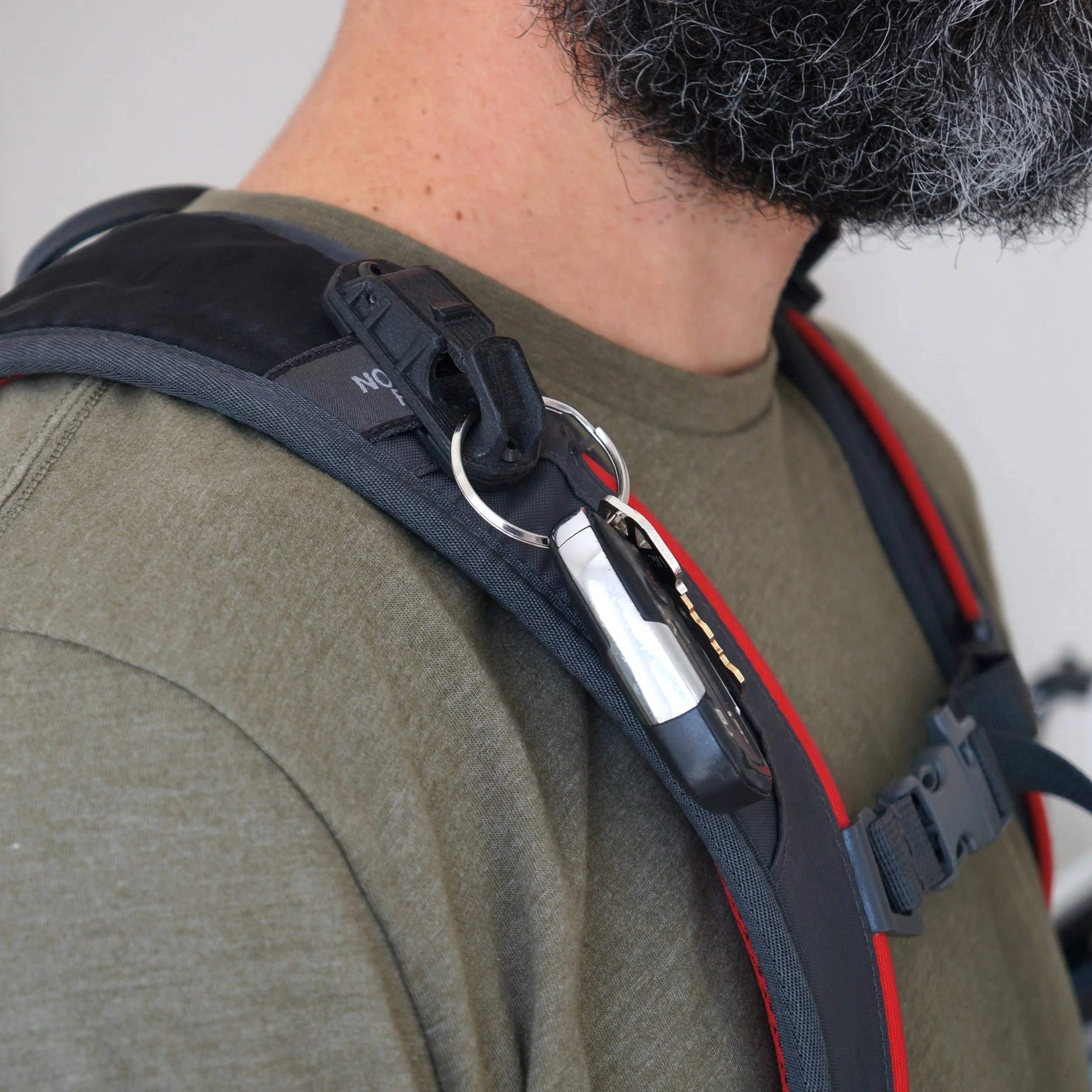 Key Ring MOLLE Mount_2.JPG