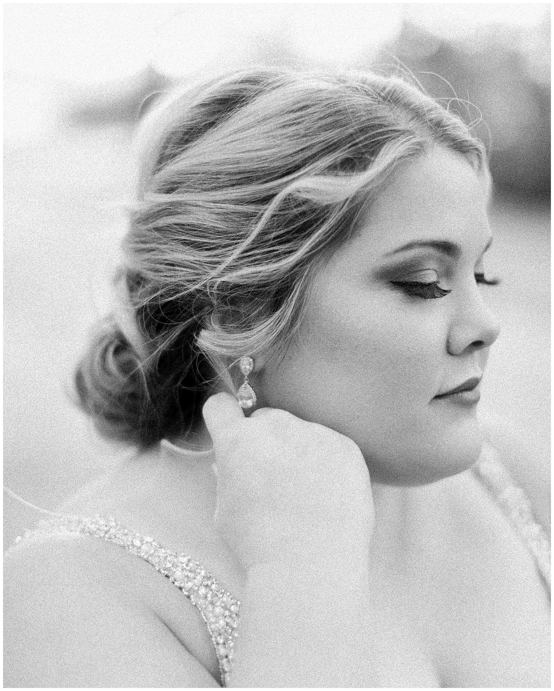 Katherine_ives_photography_bailey_wormsloe_bridal_portraits_15.jpg