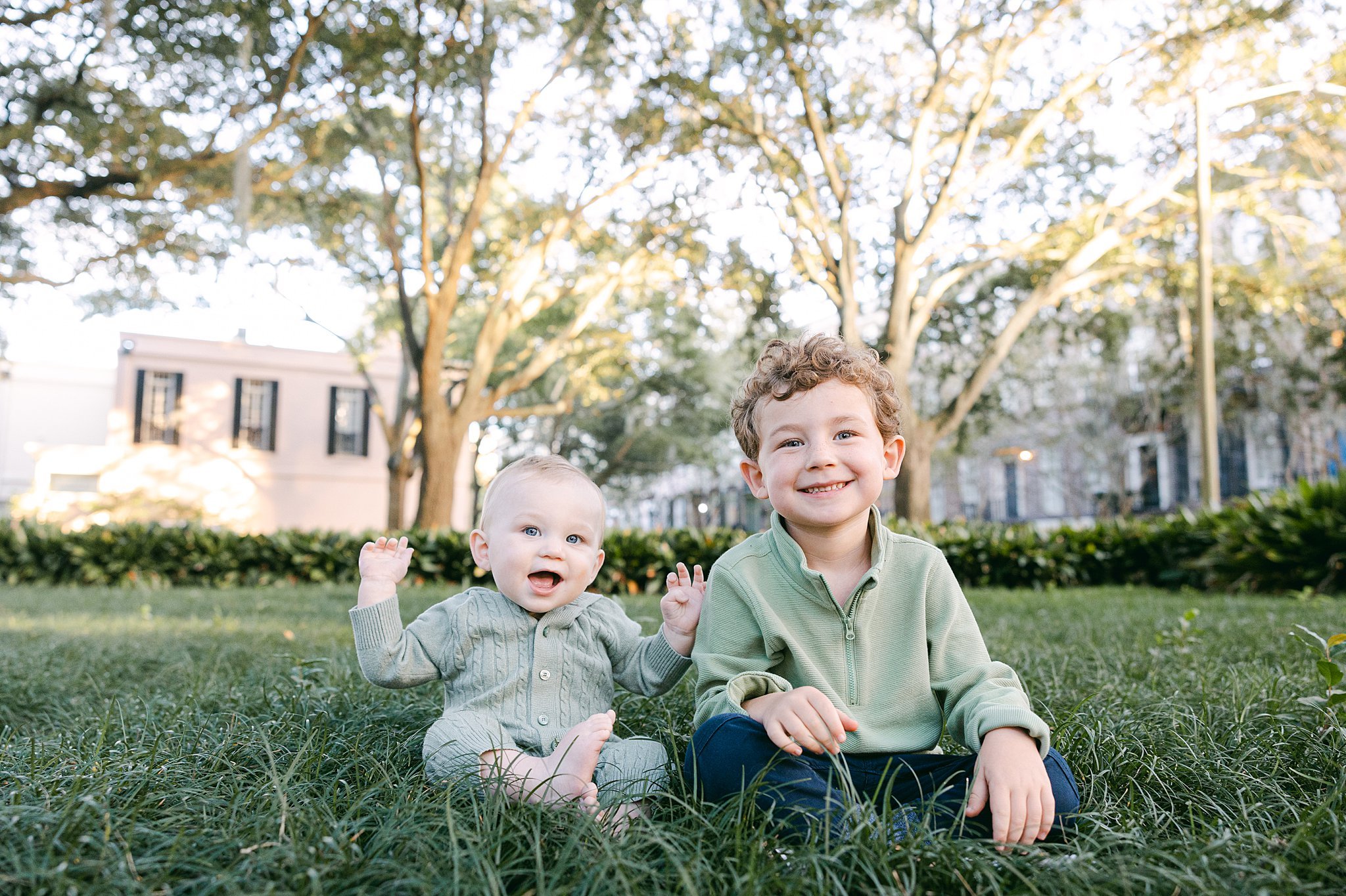 Katherine_Ives_Photography_smith_family_savannah_downtown_6617.JPG