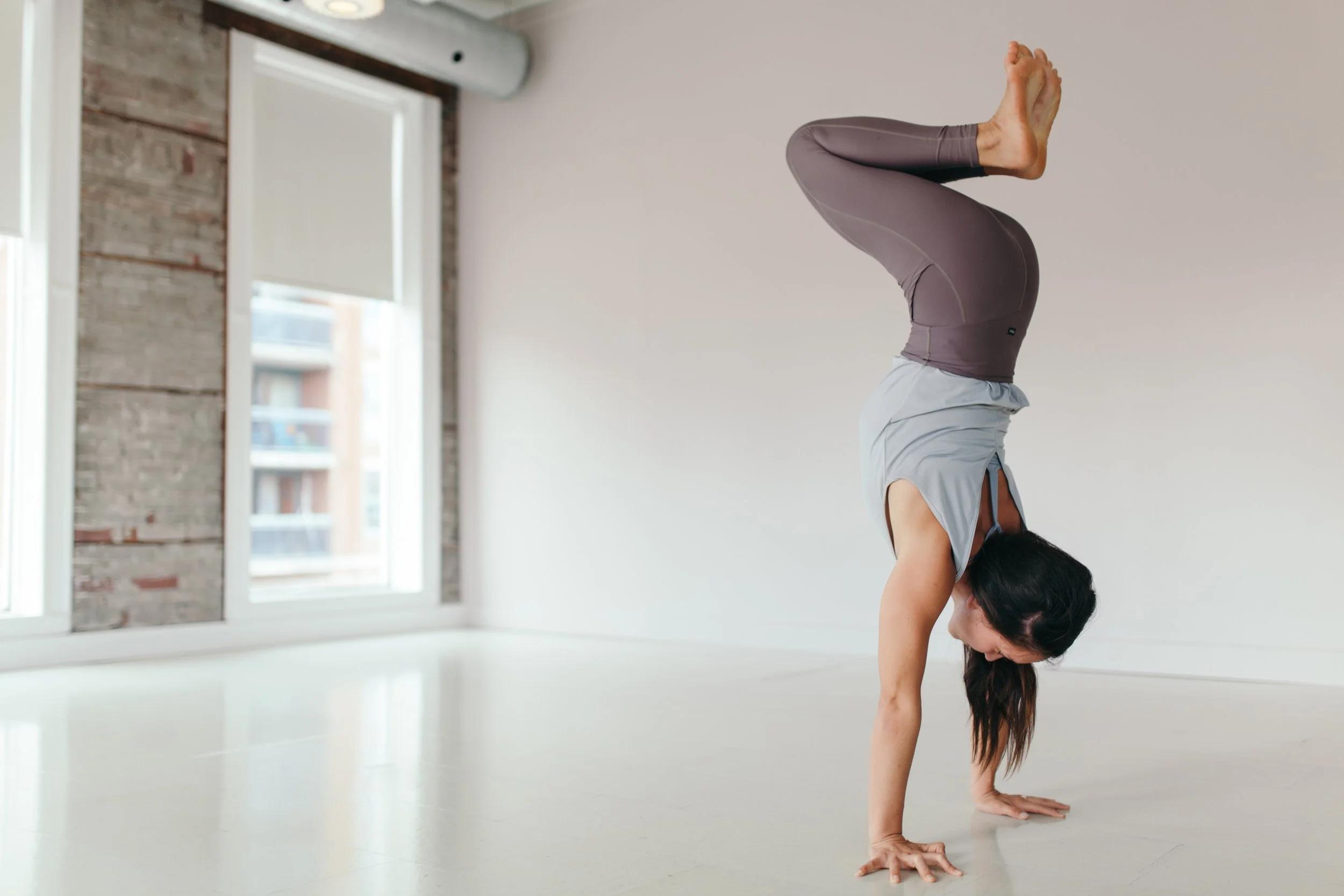 Handstand Workshop with Allison Tomotsugu