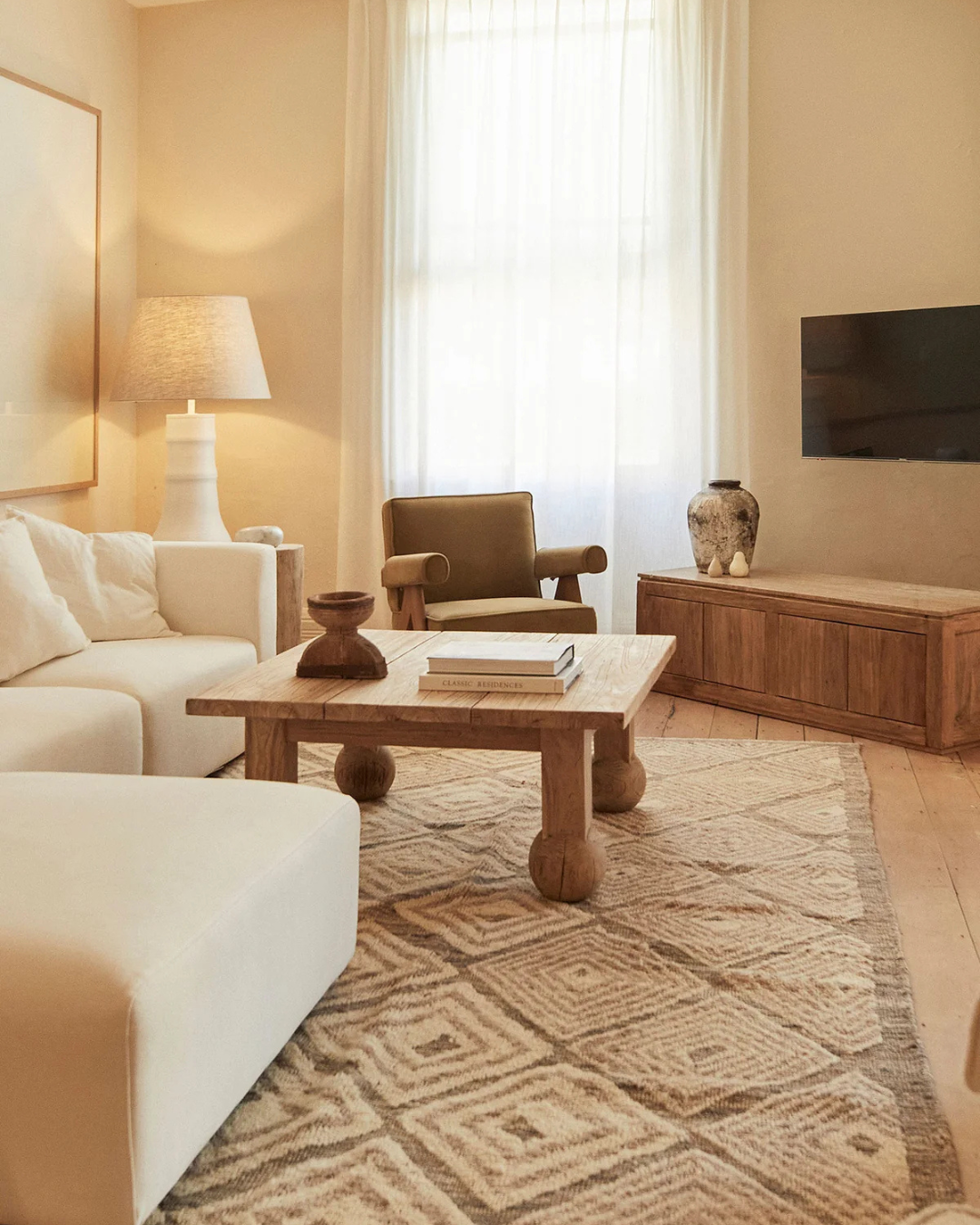 Studio Tali Roth (Portrait) (1) copy.png