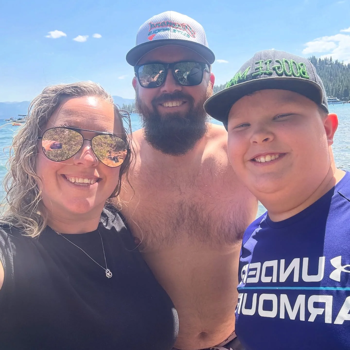 Chapter 9️⃣

A little late but better than never &bull; a month filled with love, laughter, trips, basketball games, concerts and endless memories