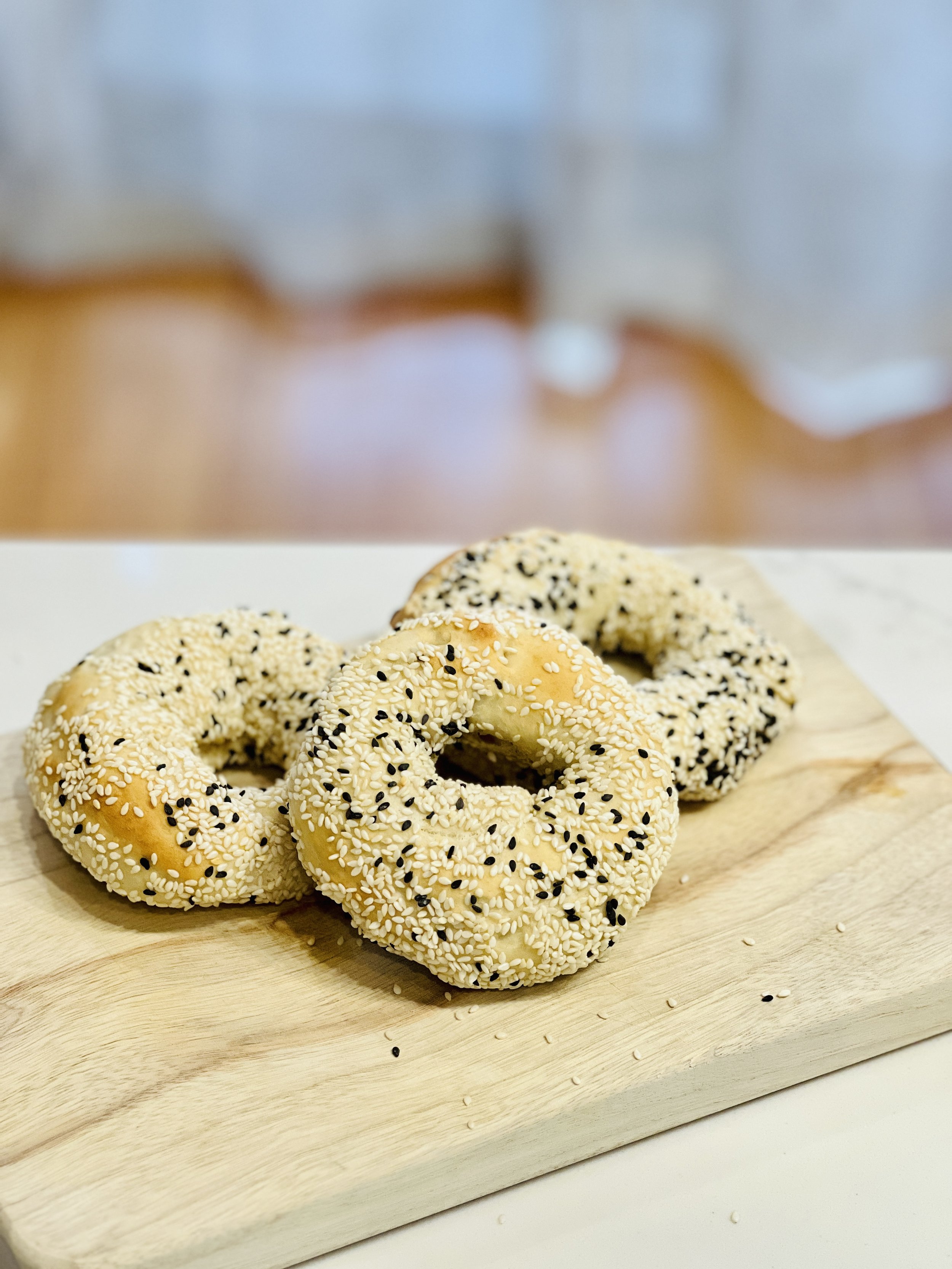 Sesame Bagel (V) (Min order 4)