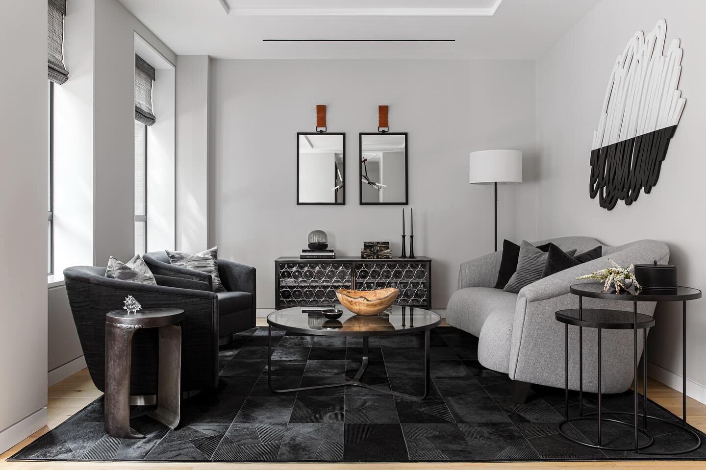 A modern and edgy design prompt from our clients translated into rich shades of white, gray and black at this Back Bay abode.

📸: @seanlitchfield