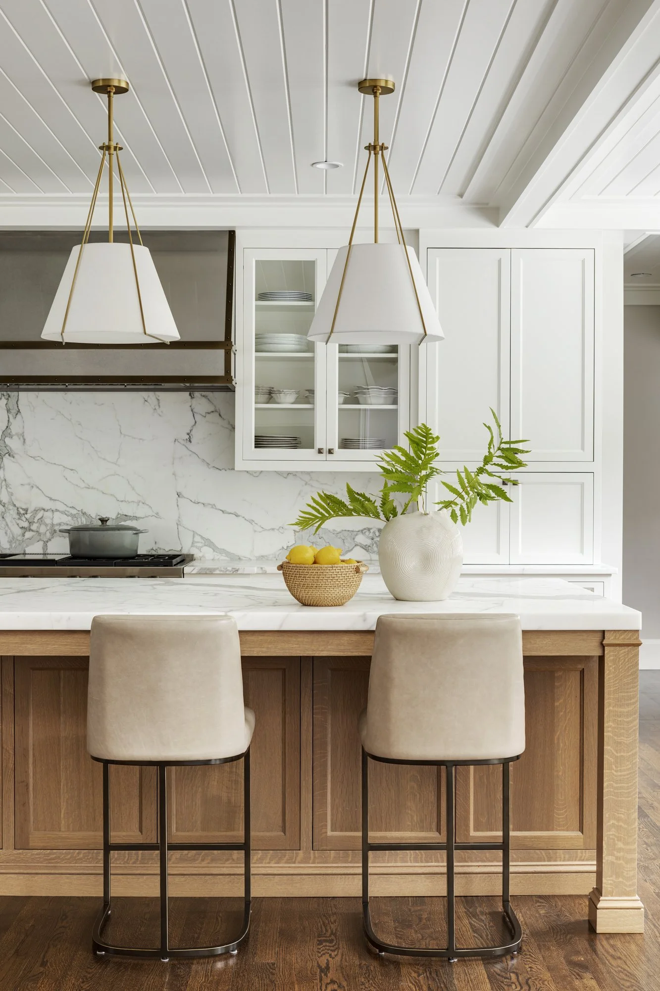 2_ClassicModern_KitchenIsland.jpg