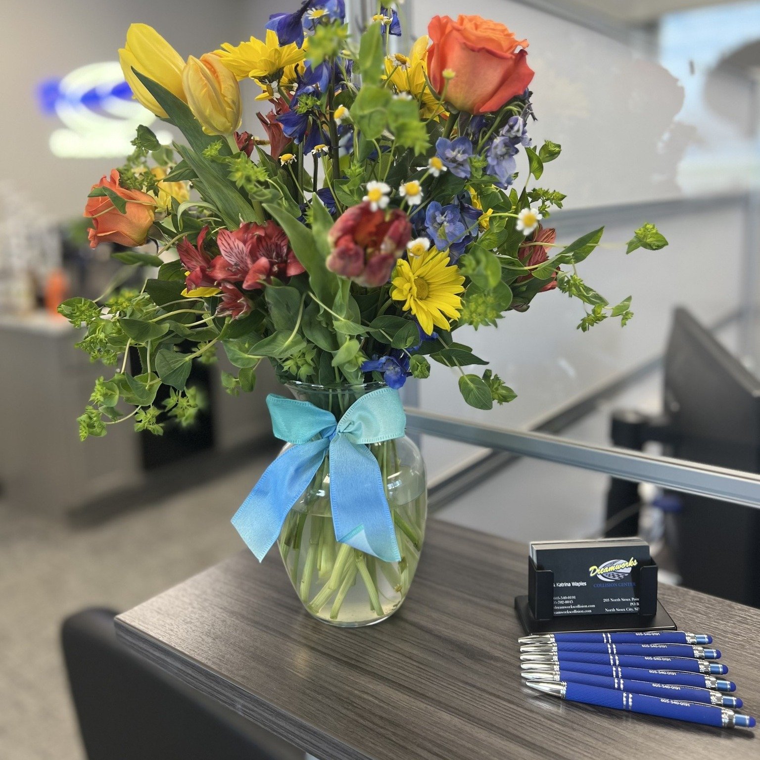 Spring is here!! Thank you to @flowercartcreations for this beautiful arrangement! Small businesses supporting one another is essential for the sustainability of a small community.