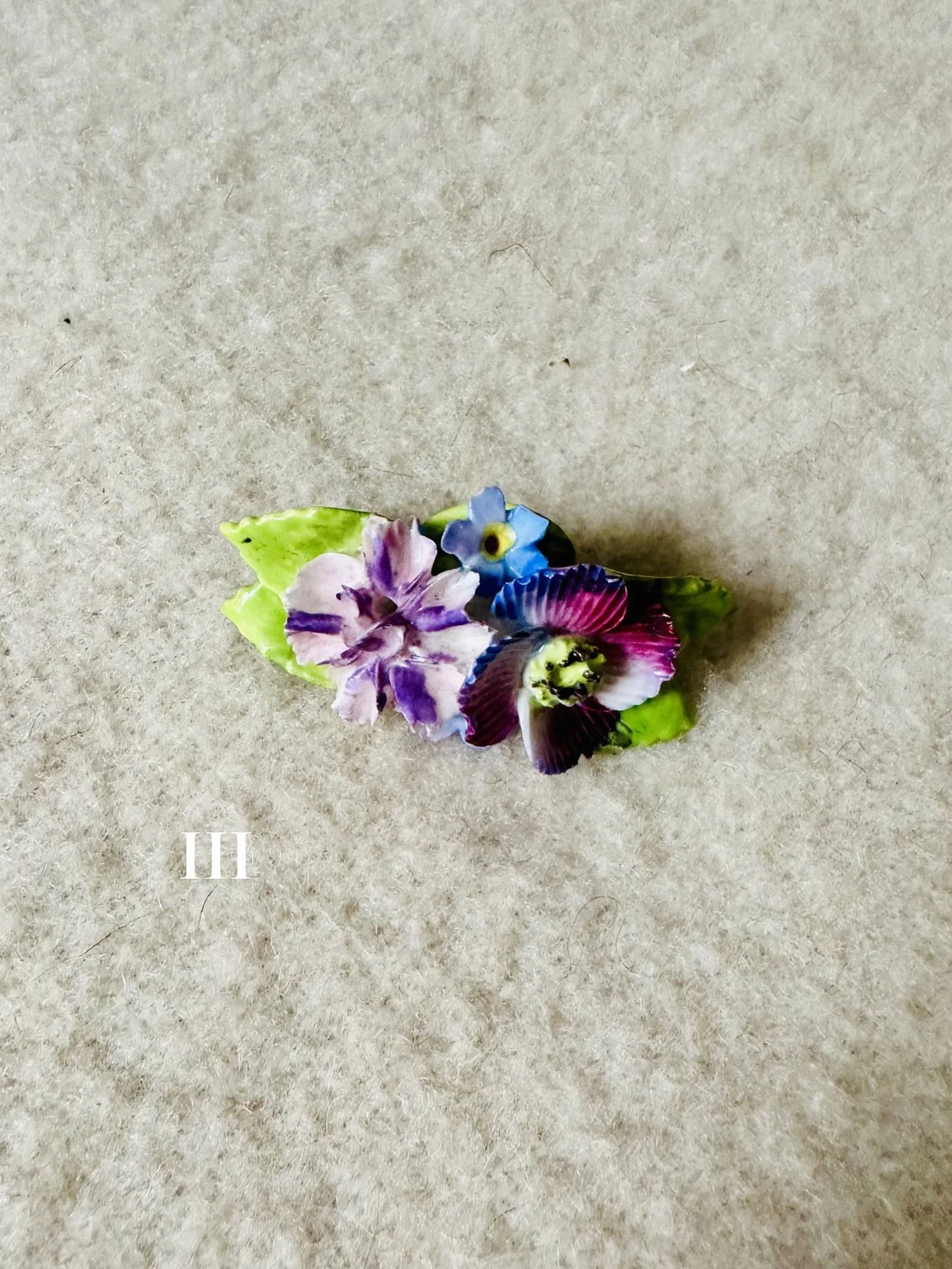 FLOWER BROOCH III.jpg