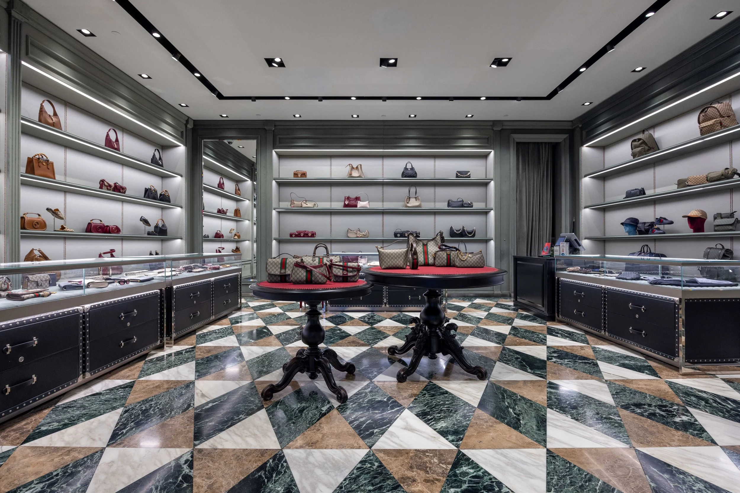 Gucci_LAX_Retail_Store_BrackenProductions_0002.jpg