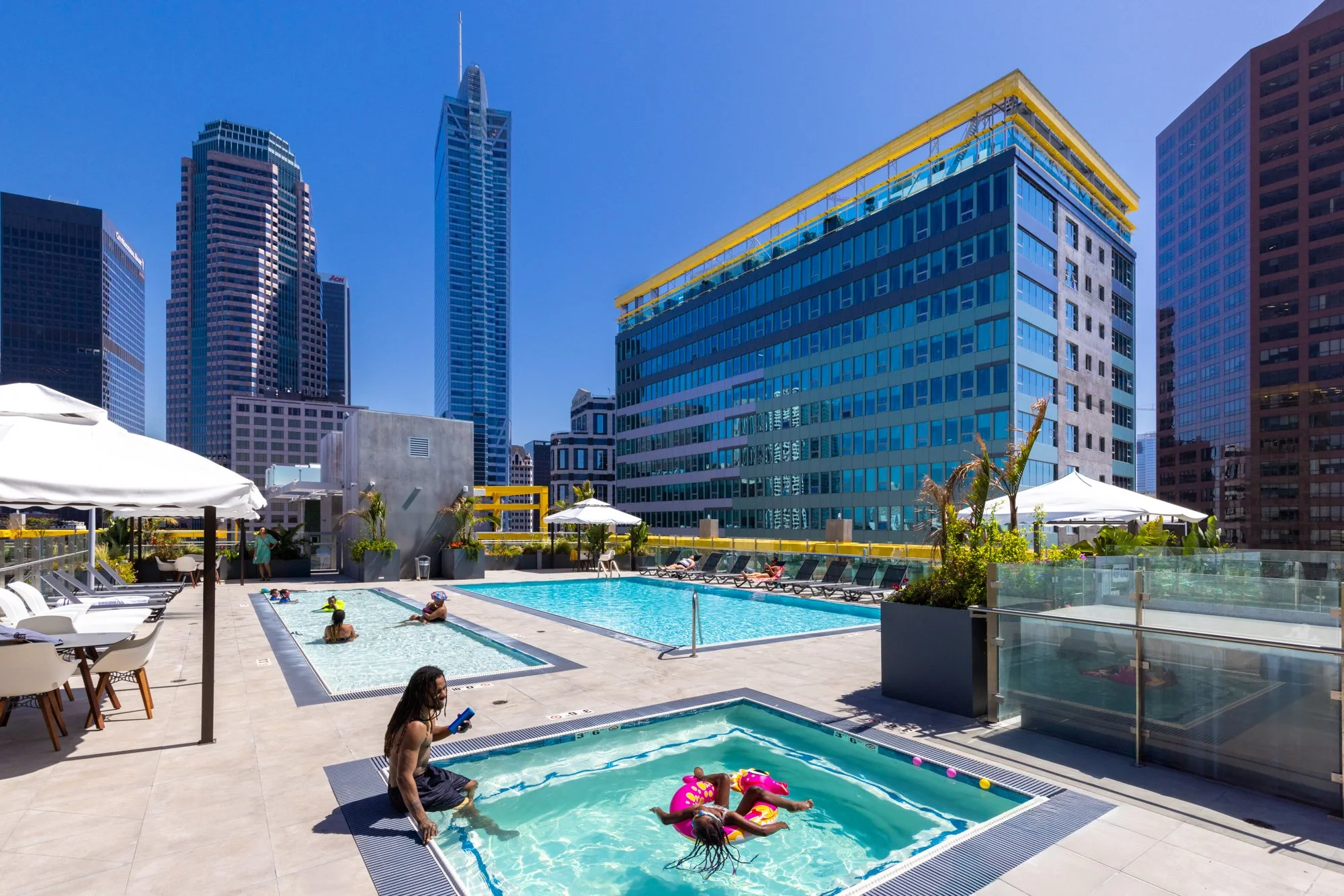 TENTEN Rooftop Pool