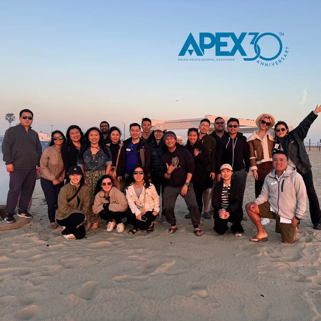 We had a great time at Apex&rsquo;s Beach and Bonfire Mixer last Saturday! The BBQ was fantastic, and so were the drinks and s&rsquo;mores. Thank you everyone for coming out! We had so much fun. 😁 

Shout out to @jamesthuynh for organizing and hosti