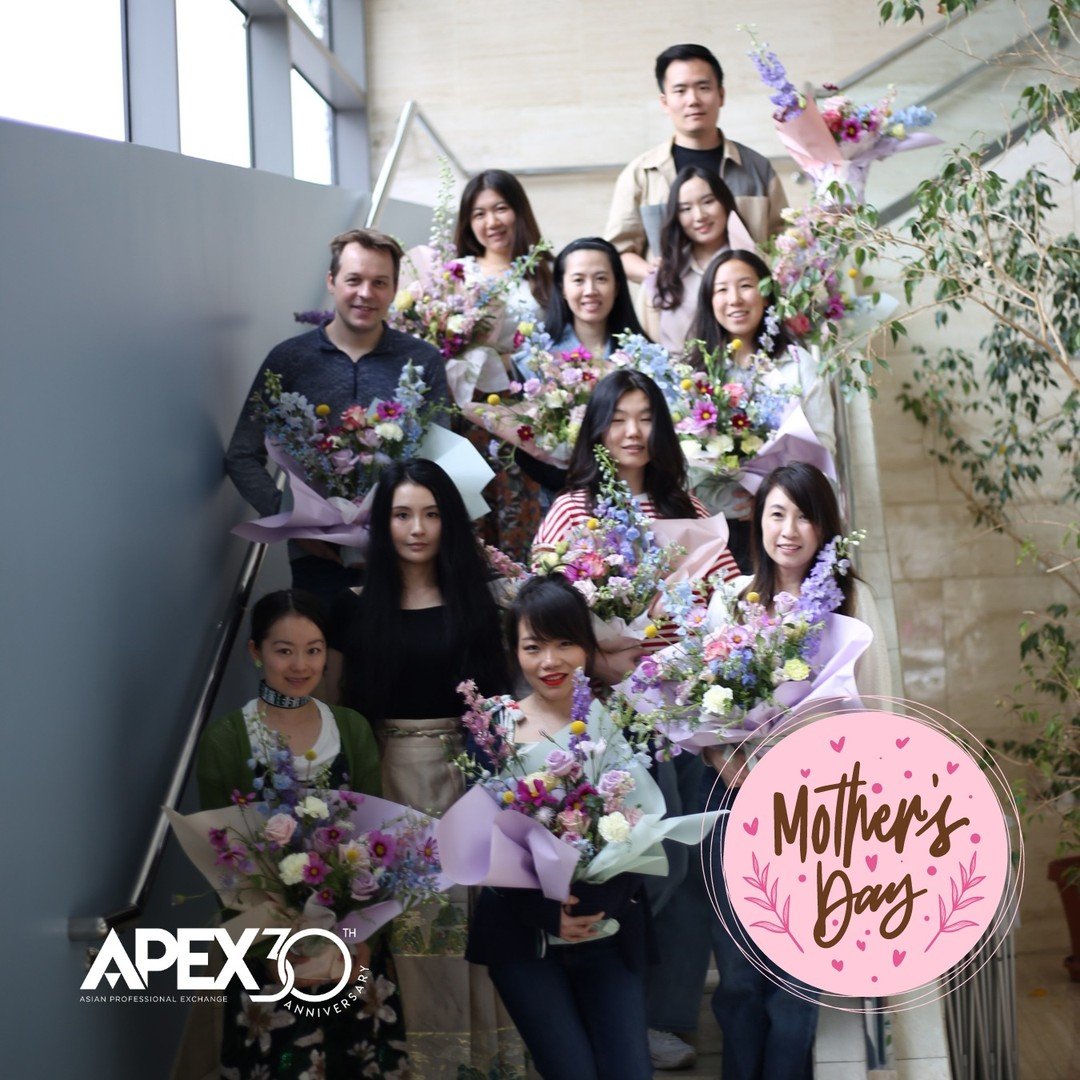 Mother's Day is this Sunday, May 12th! Apex recently hosted a bouquet crafting workshop, and we've got some fantastic photos to share with you. Check them out and get inspired for your own floral arrangements! 

#apexorg #mothersday #floralarrangemen