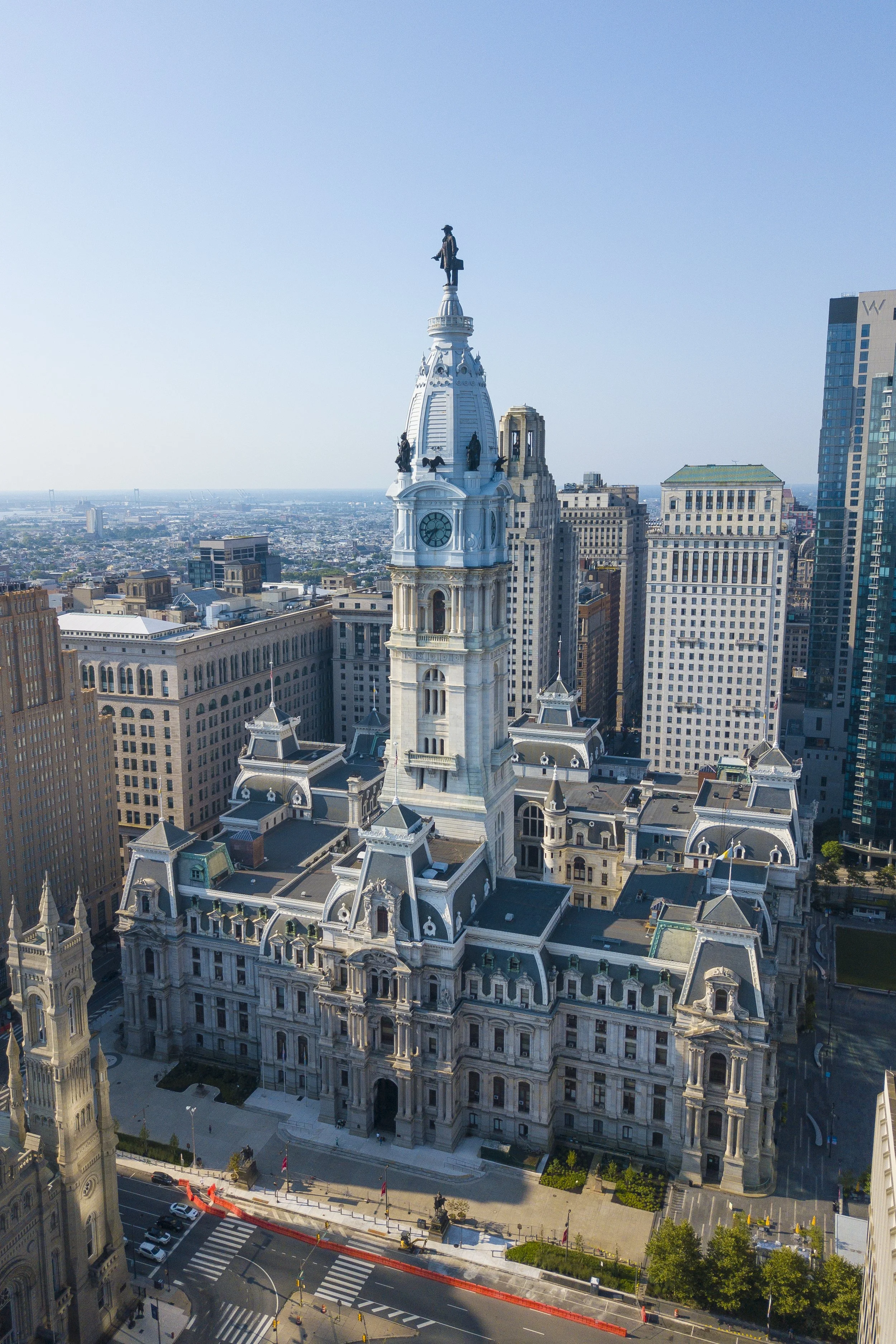Philadelphia_city_hall.jpg