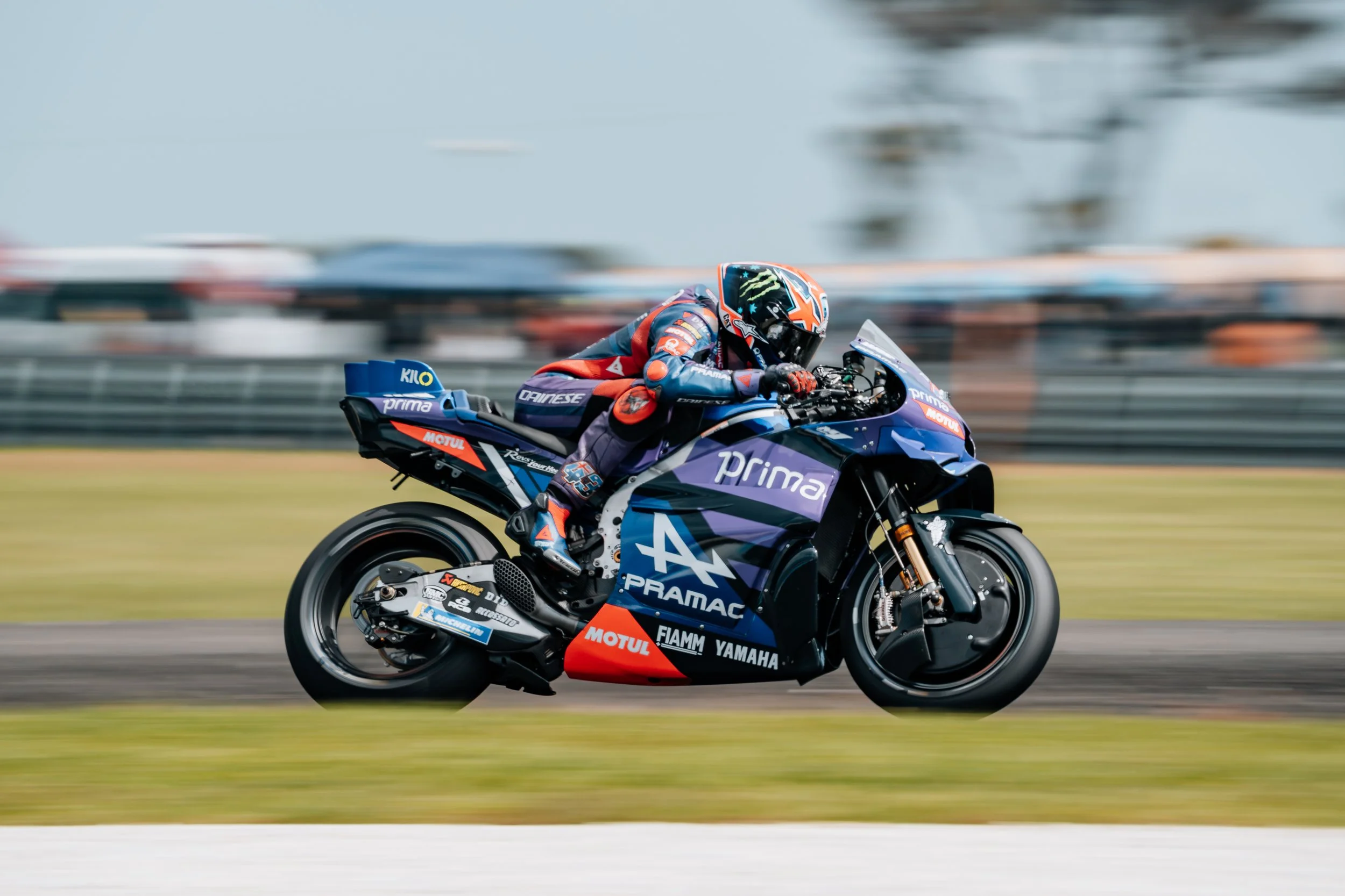 MOTOGP25-2.jpg