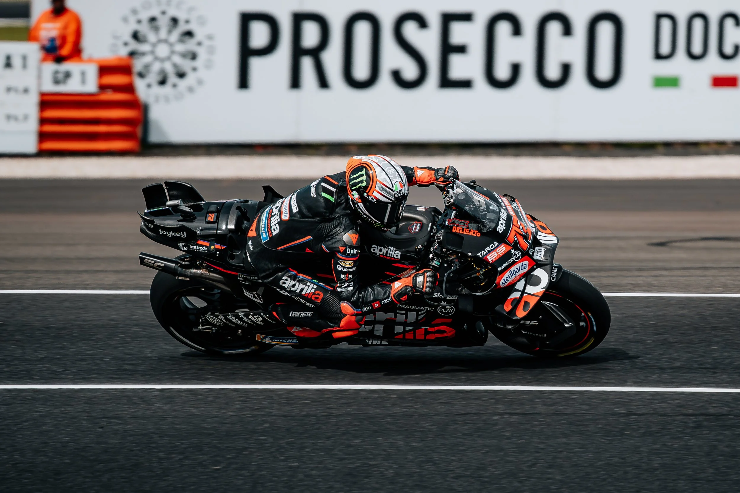 MOTOGP25-63.jpg