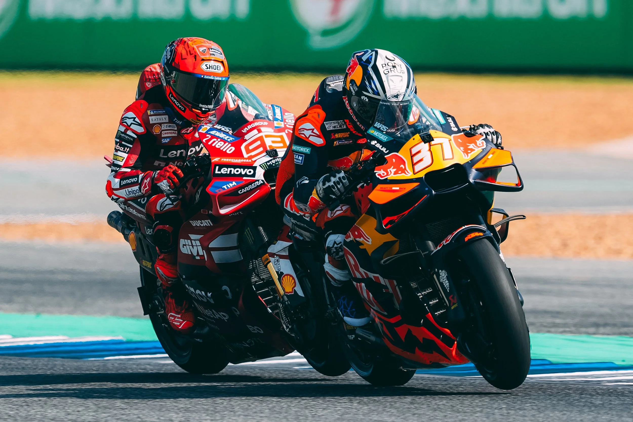 Acosta Strikes First as Buriram Sprint Ends in Last-Corner Drama