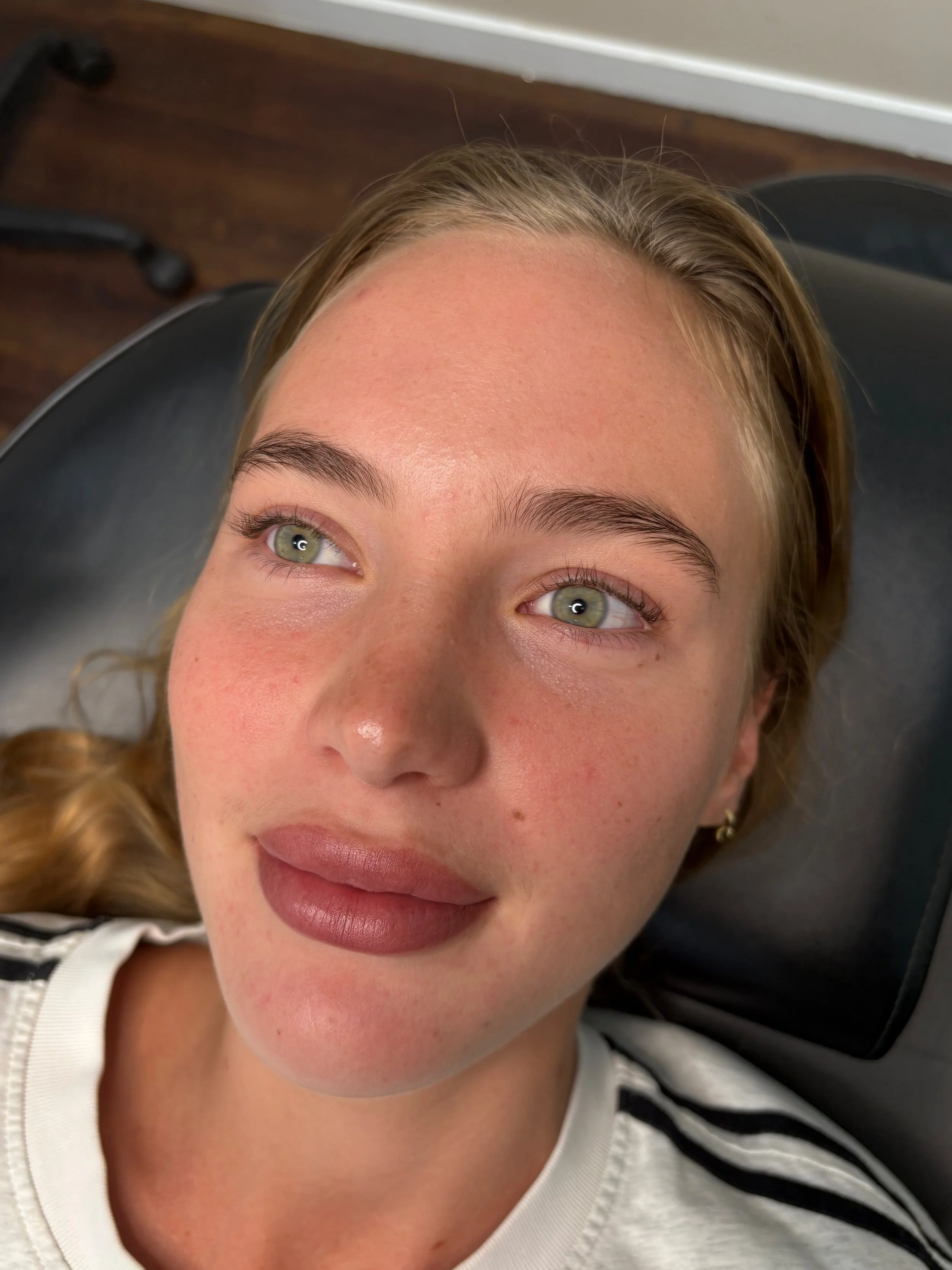 Facetune_21-05-2026-18-13-50.jpeg