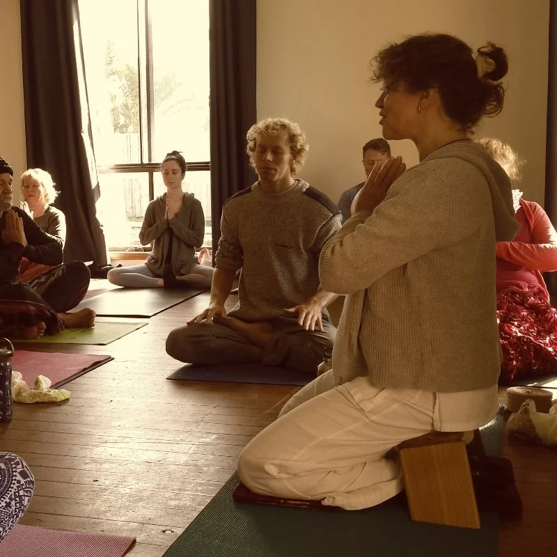 Jacqui Fletcher teaching an Avalokita Yoga class
