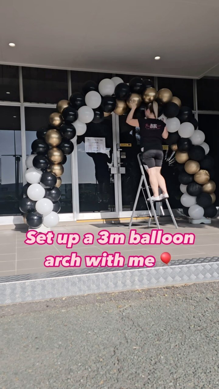 I’m fast but not this fast π
How long do you think this installation ACTUALLY took?
#balloongarland #balloonarch #corporate #smallbusiness