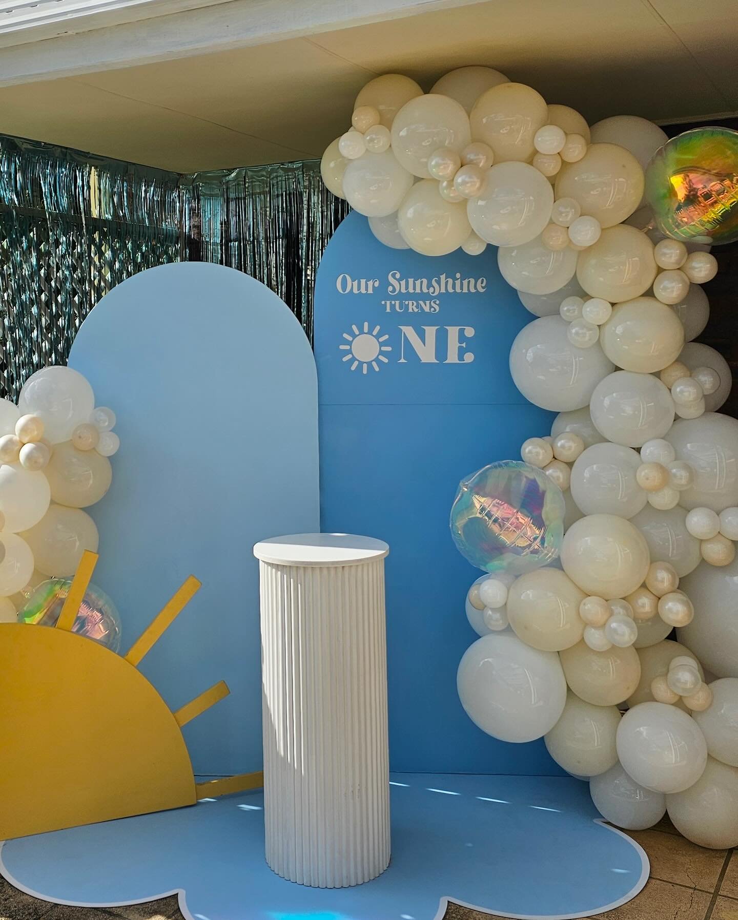 Absolutely adore this 1st Birthday set up βοΈ βοΈ π€
#sonshine #birthday #firstbirthday #balloongarland #birthdaythemes