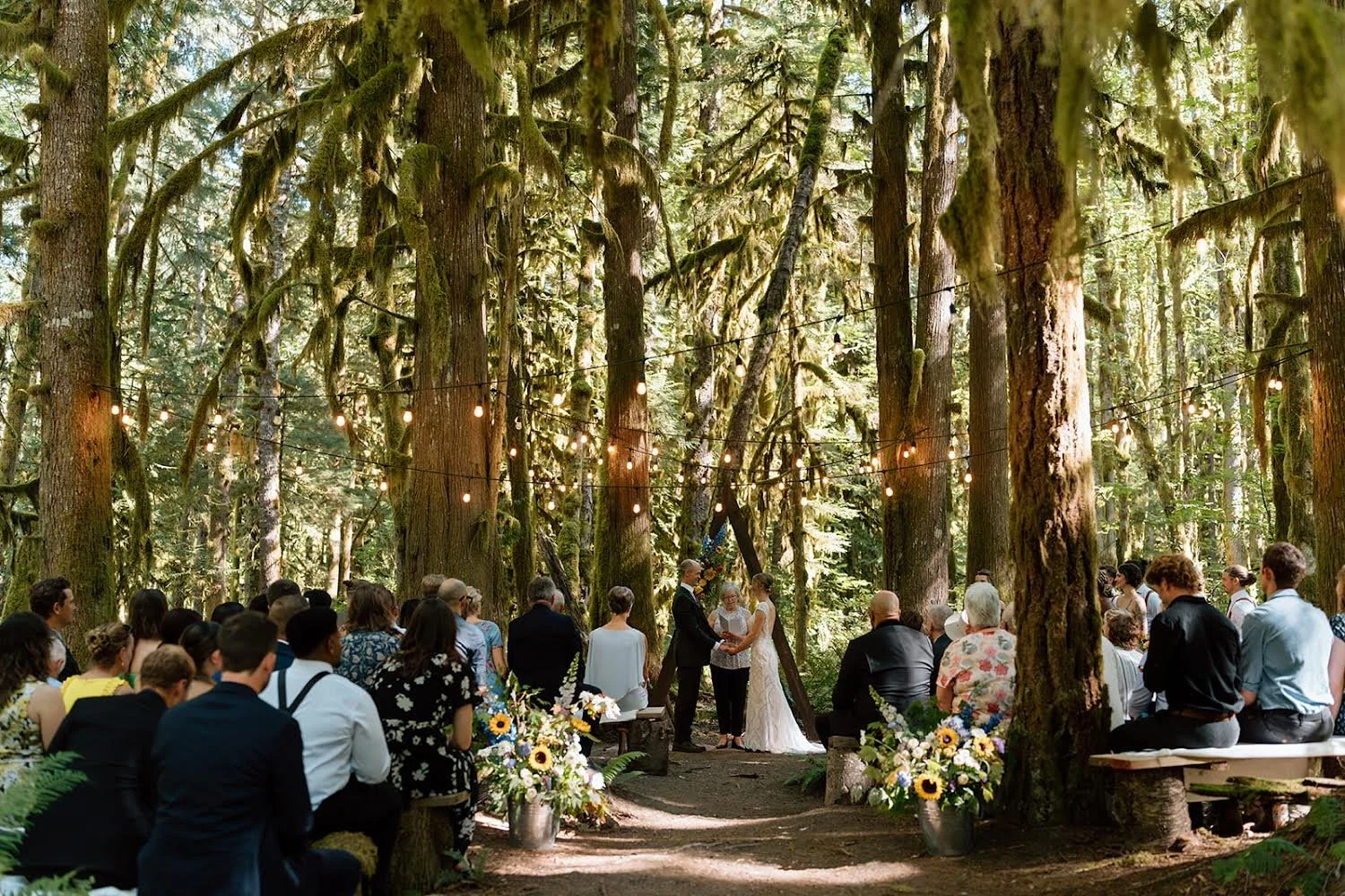 wedding sitka farms, ceremony florals