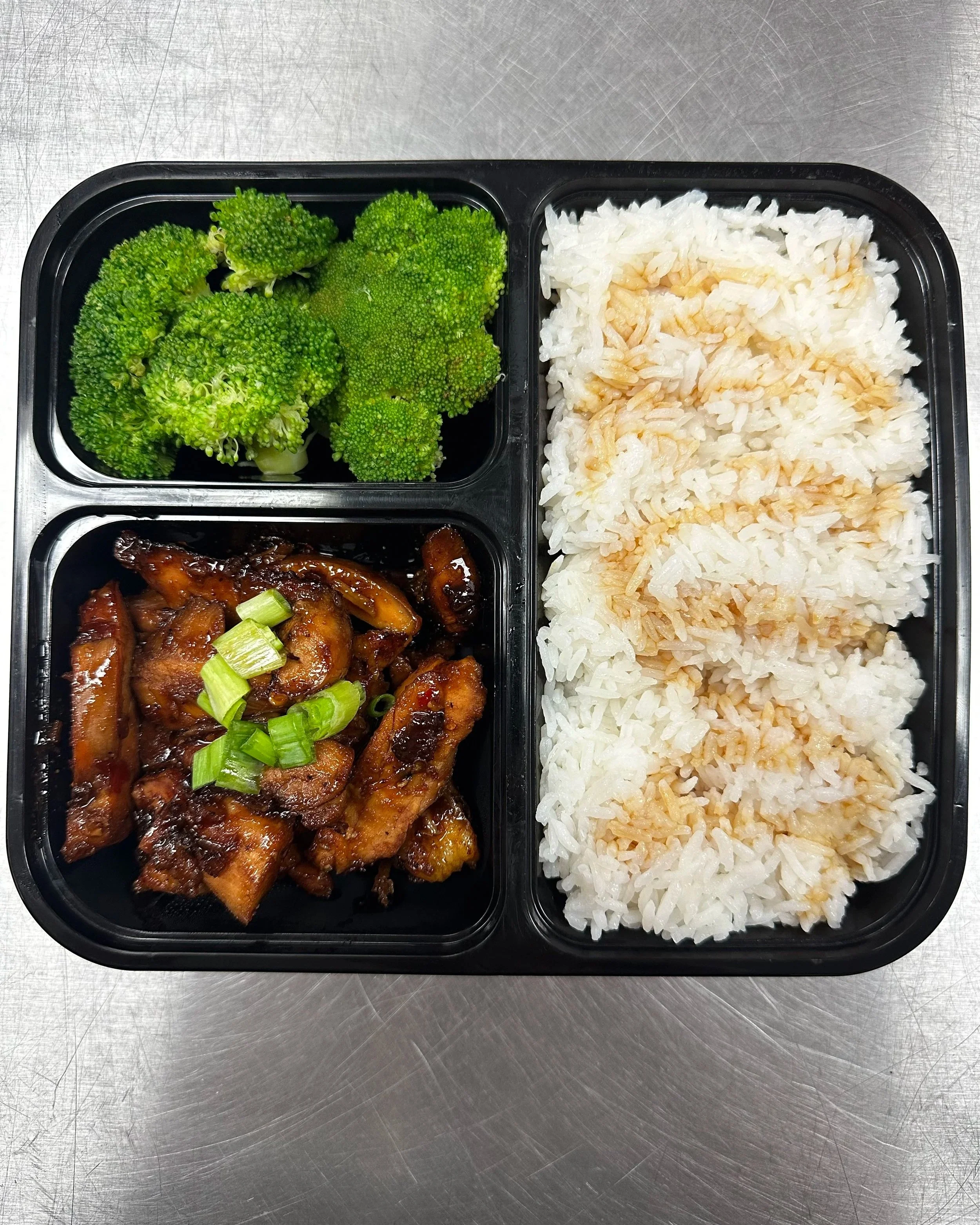       
  
    No Time to Cook? Here’s the Easiest Way to Eat Healthy in Guam (Daily Fresh Meals)  Let’s be real for a second…  How many times have you said: 👉 “I’ll cook tonight” …and it just doesn’t happen?  You get off work, you’re tired, maybe yo