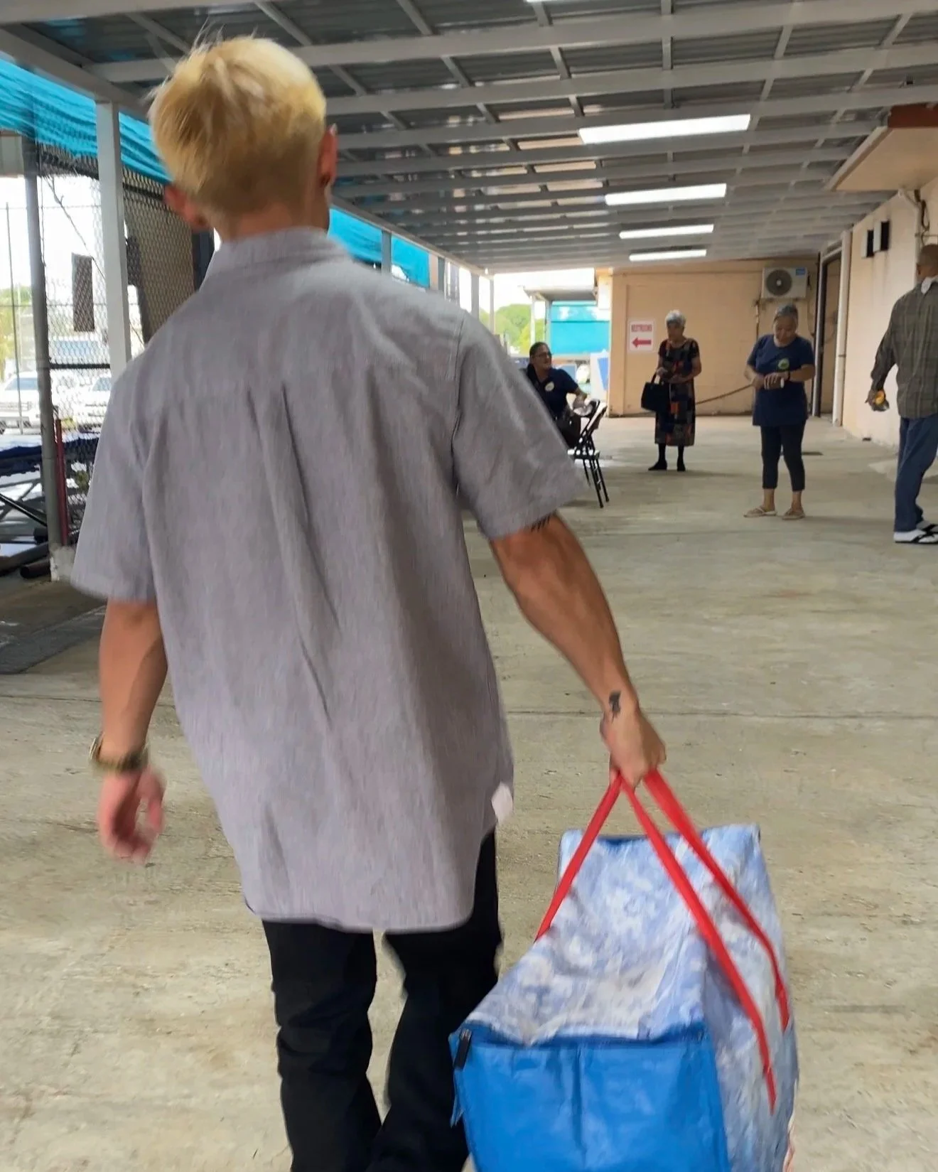       
  
     Catering in Guam: It’s Not Just About Feeding People   When people think about catering in Guam, they usually think:  👉 Large portions 👉 Big trays 👉 Feeding a lot of people  And yes — that’s part of it.  But there’s a shift happenin