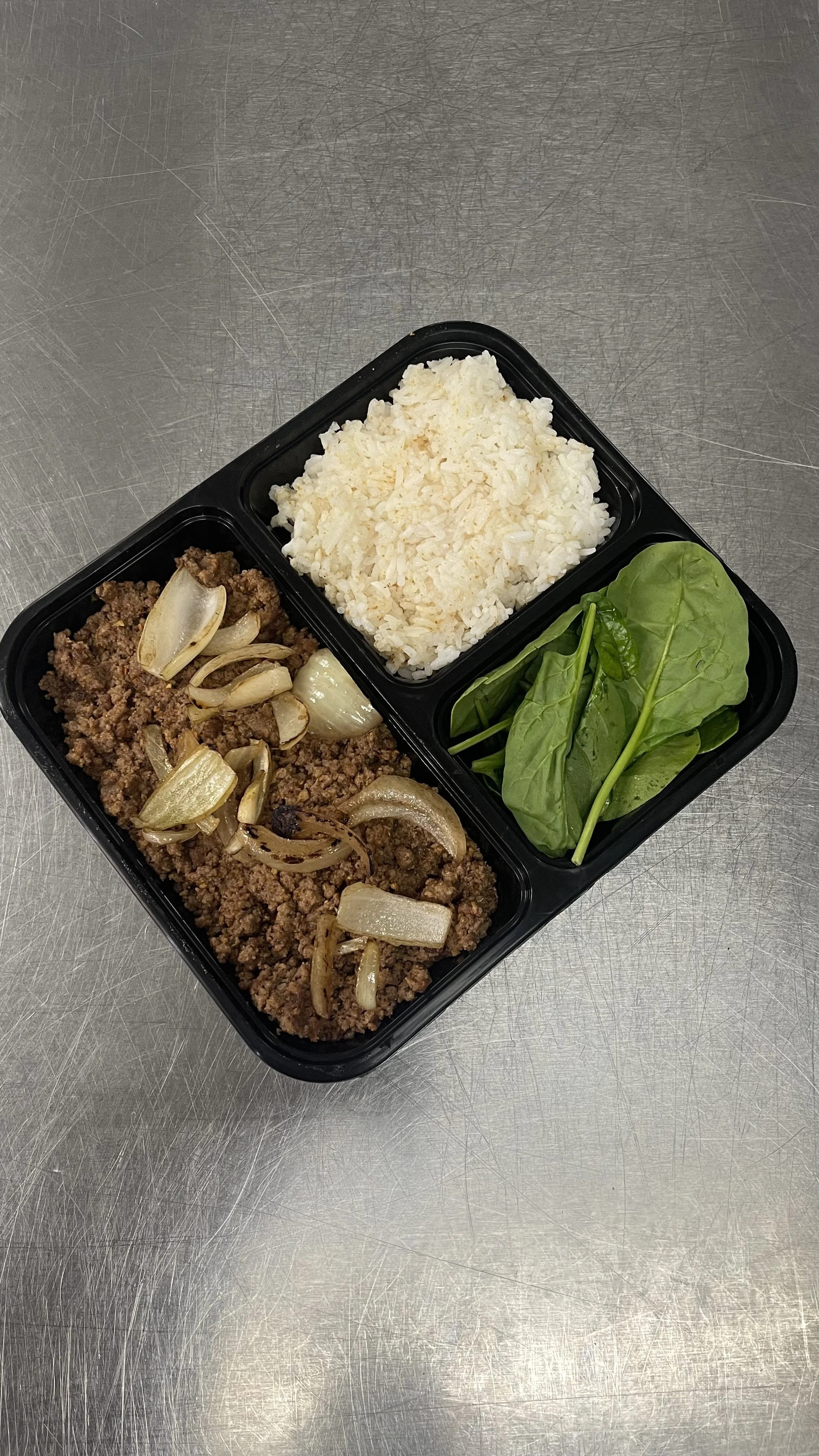 Taco Ground Beef with Garlic White Rice, Onions & Spinach