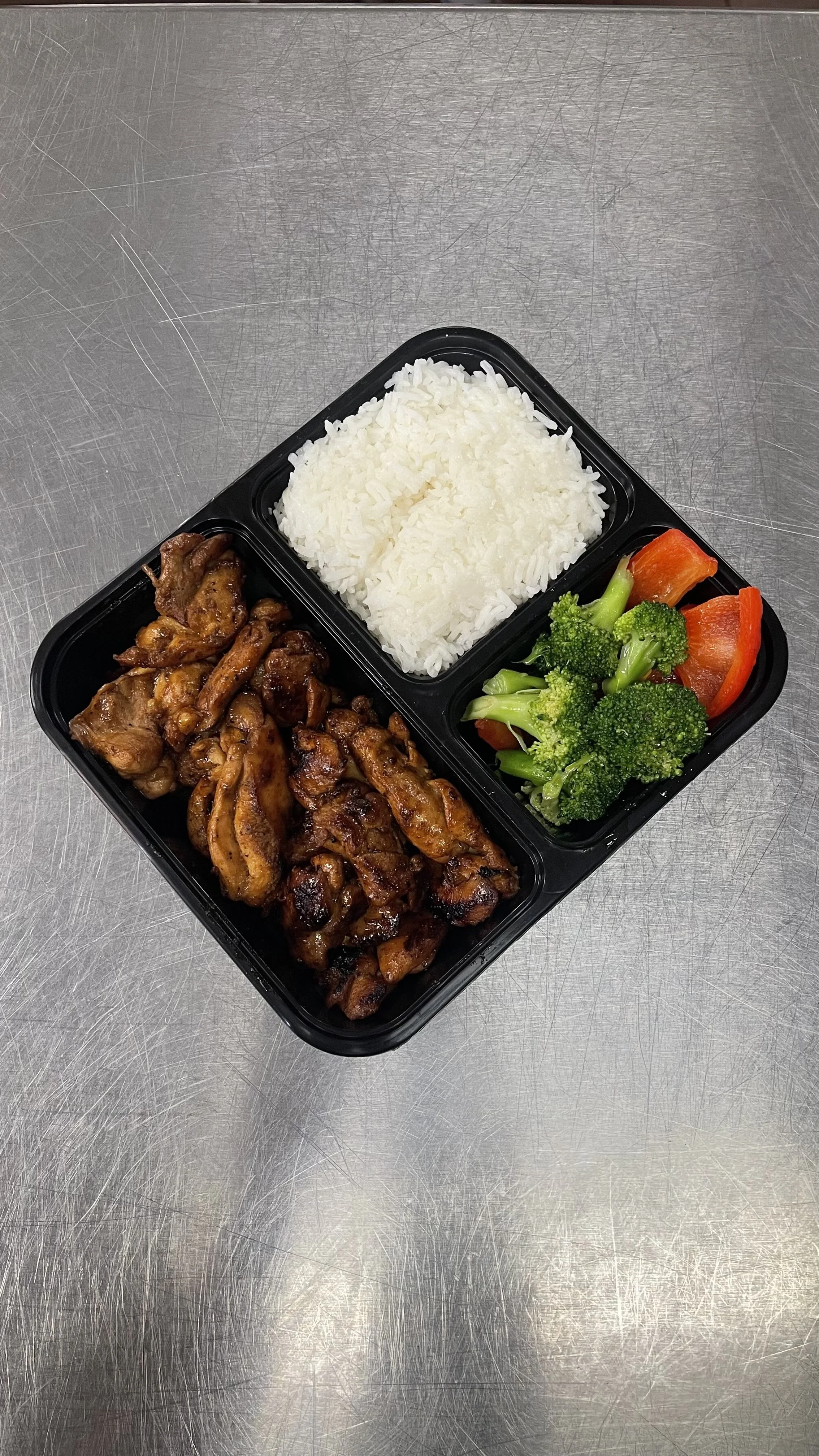 Bulgogi Chicken with White Rice & Veggie Medley
