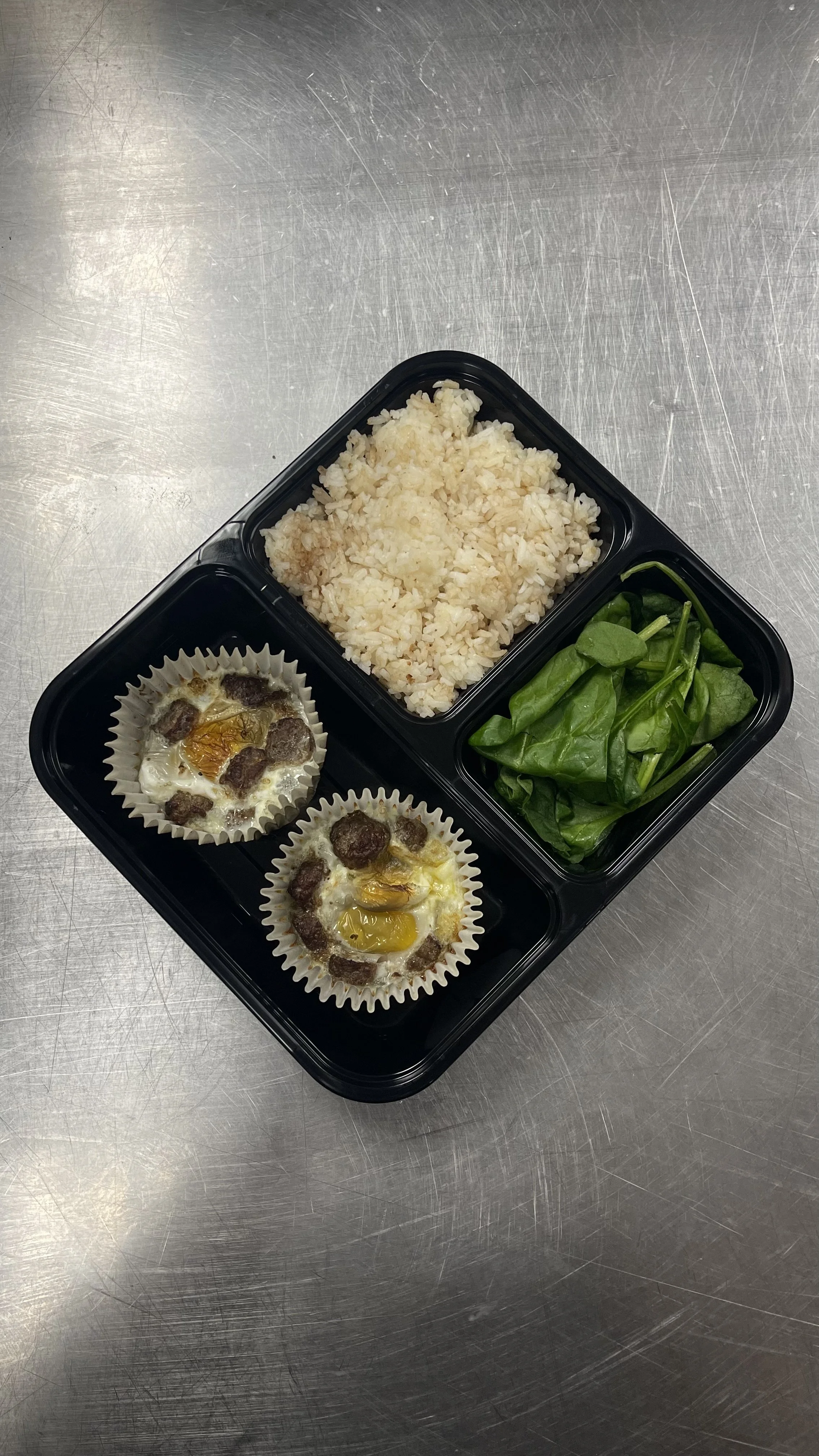Turkey Link Egg Cups with Garlic White Rice & Spinach