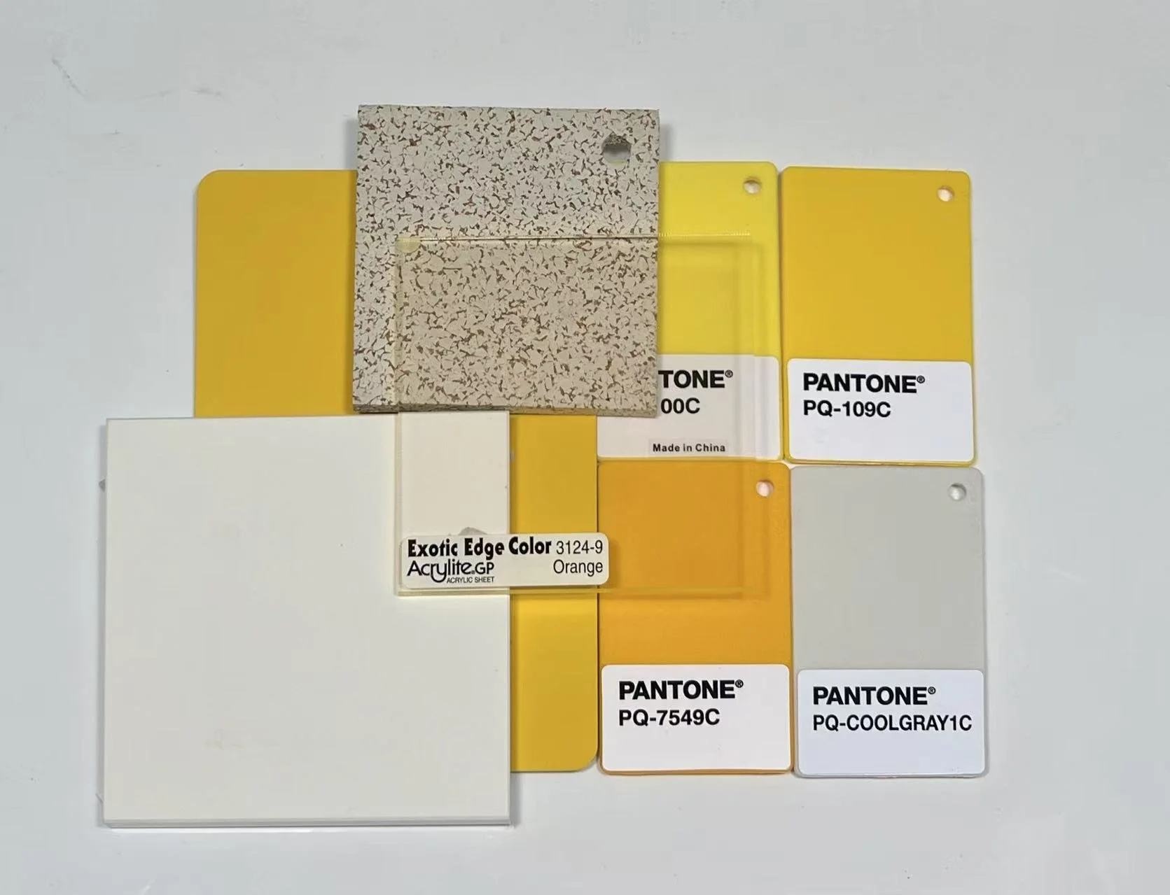 Material Sample: Daylight Bloom