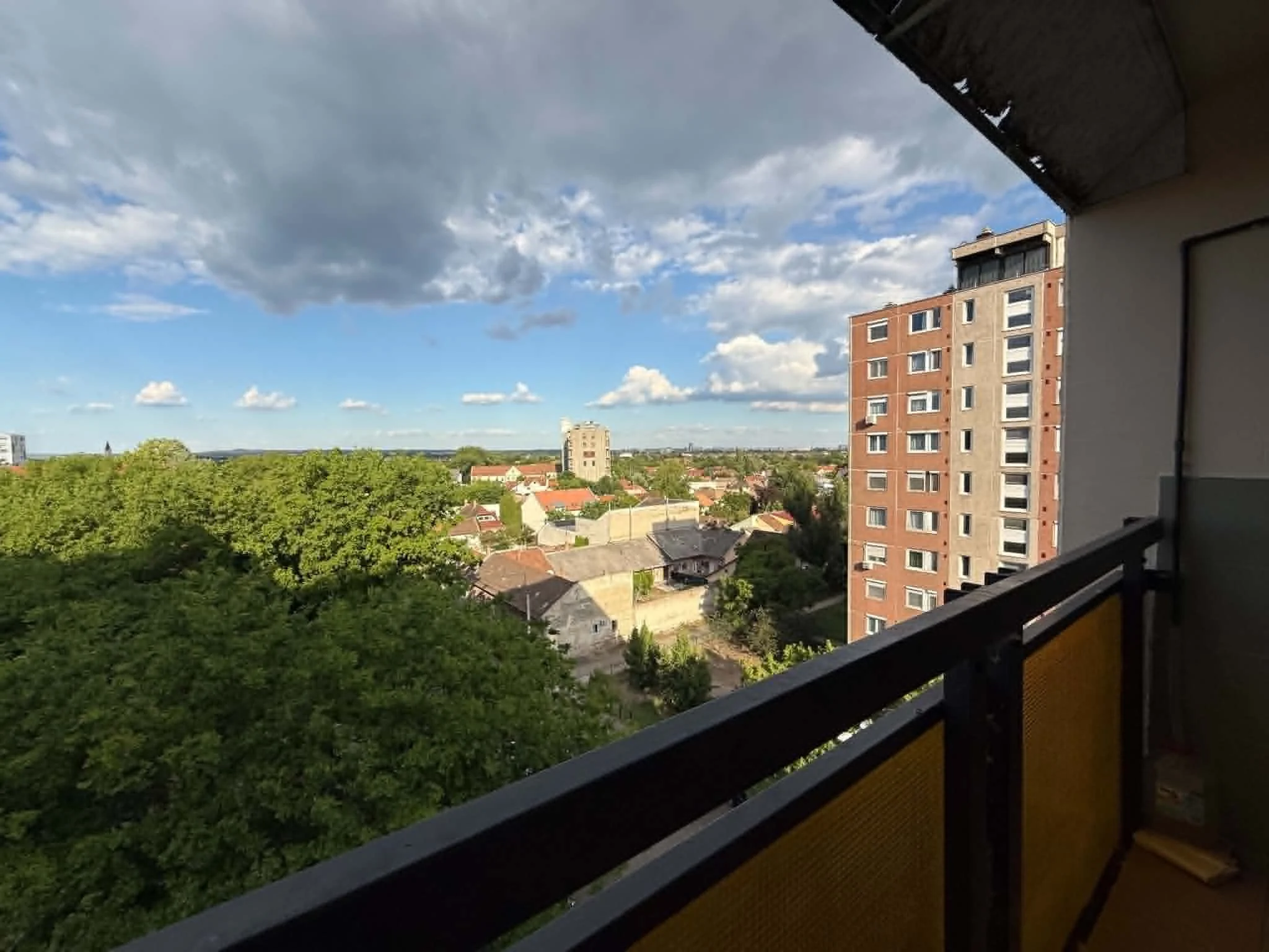 IV. kerület, Nyár utca, 2 szoba 54m2 + erkélyes