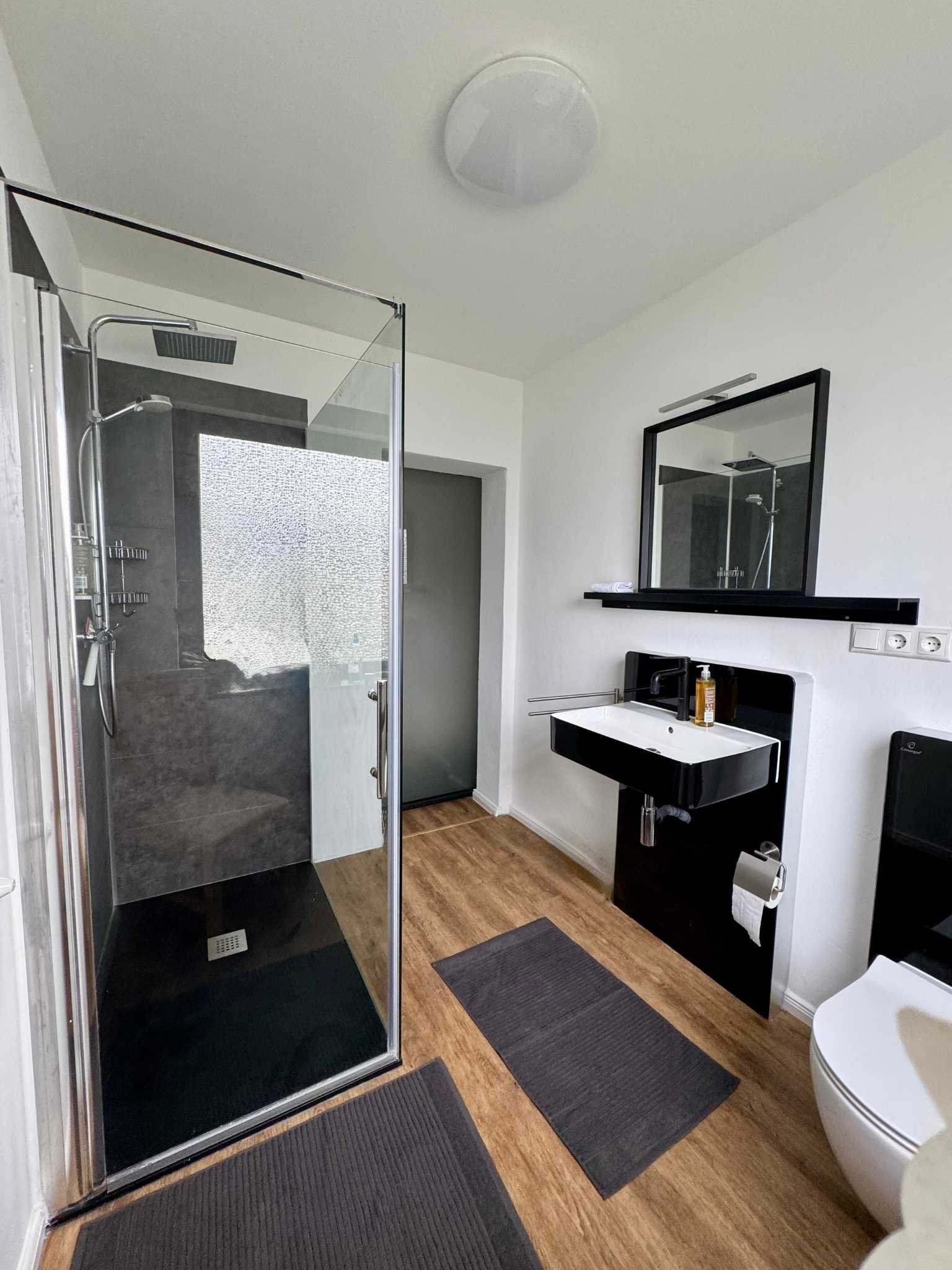 Badezimmer .jpg.JPG