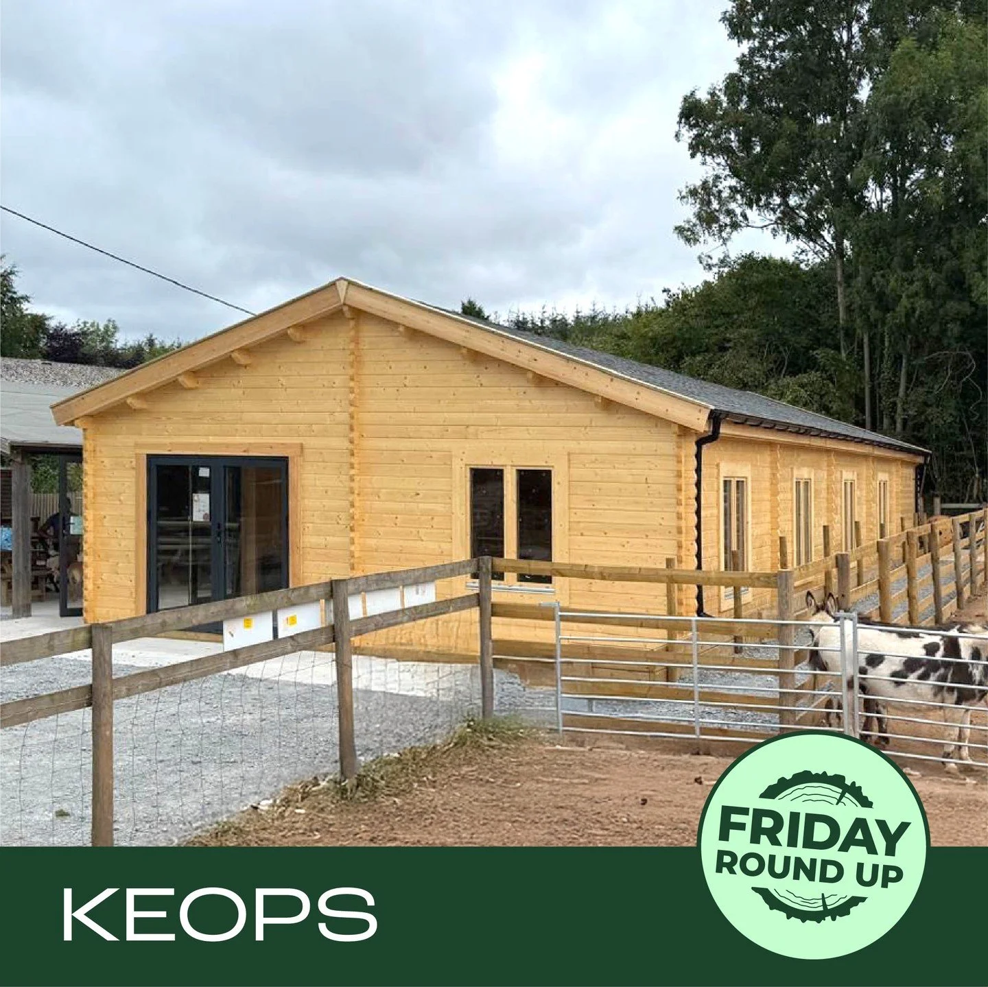 This week we&rsquo;re showing you a build in Exeter, where something exciting is taking shape&hellip; a brand new 7m x 16m commercial cabin that&rsquo;s soon to become a cosy caf&eacute; ☕️🍰

Designed with an open-plan layout, this build is fully co