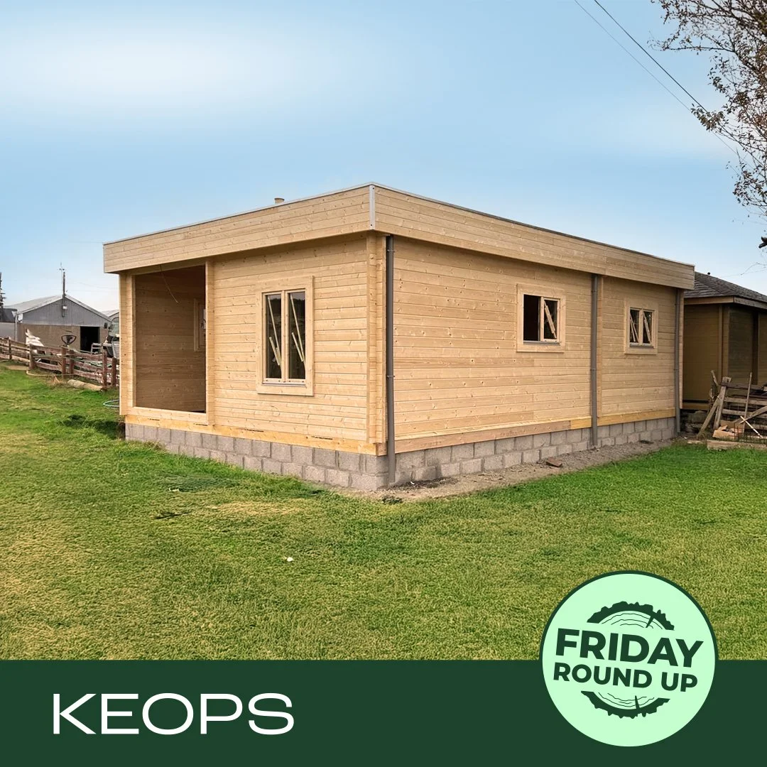 Friday round-up from Scotland with love🏡✨

Our team headed up to Aberdeenshire for this stunning flat-roof mobile home, built with comfort and craftsmanship in mind.

Measuring 8m x 6.3m, this bespoke build features:
🛏️ One bedroom with an open-pla
