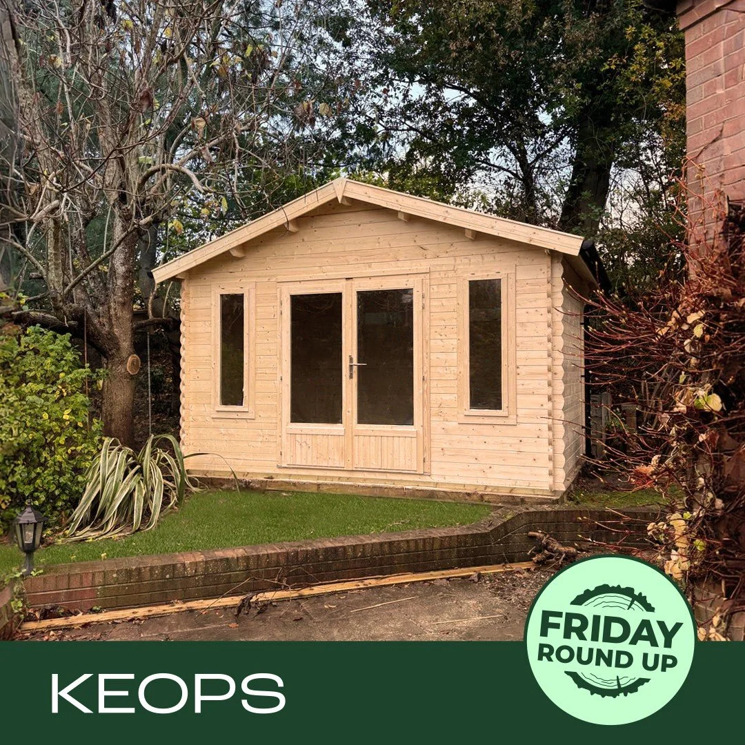Friday Round-Up: A cosy corner of Worcestershire ☀️

Another beautiful build wrapped up this week, this time in Worcestershire, where we created the perfect year-round outdoor kitchen space.

Specs at a glance:
📏 3.95m wide gable x 3.0m eaves
🪵 33m