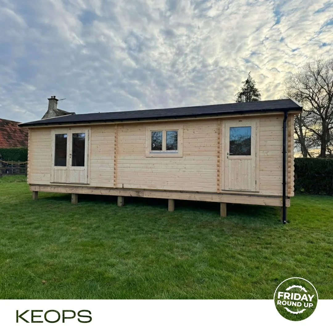 Another completed build this week, this time a compact two-bed mobile home assembled in Gloucestershire, perfectly designed for comfortable, practical living!

Measuring 4.85m x 9.0m, the layout includes a generous main bedroom, a cosy children&rsquo