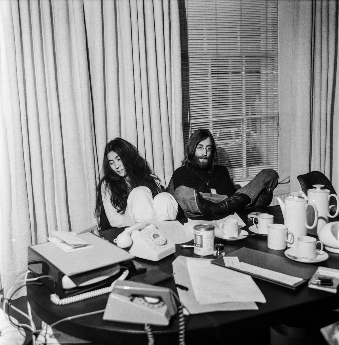 John Lennon and Yoko Ono - Apple HQ, London - June 1969
