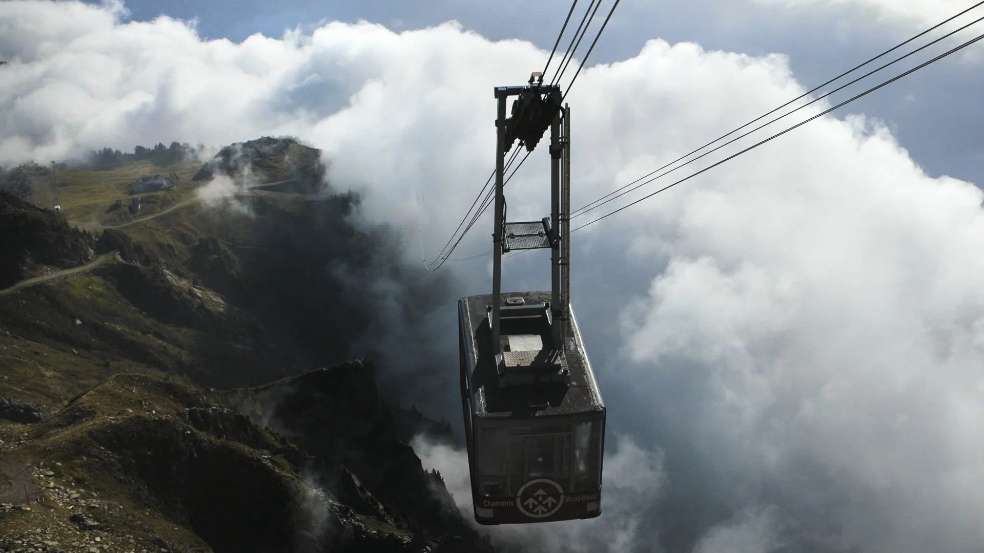 Lift Photo by Peter Alsted.jpg