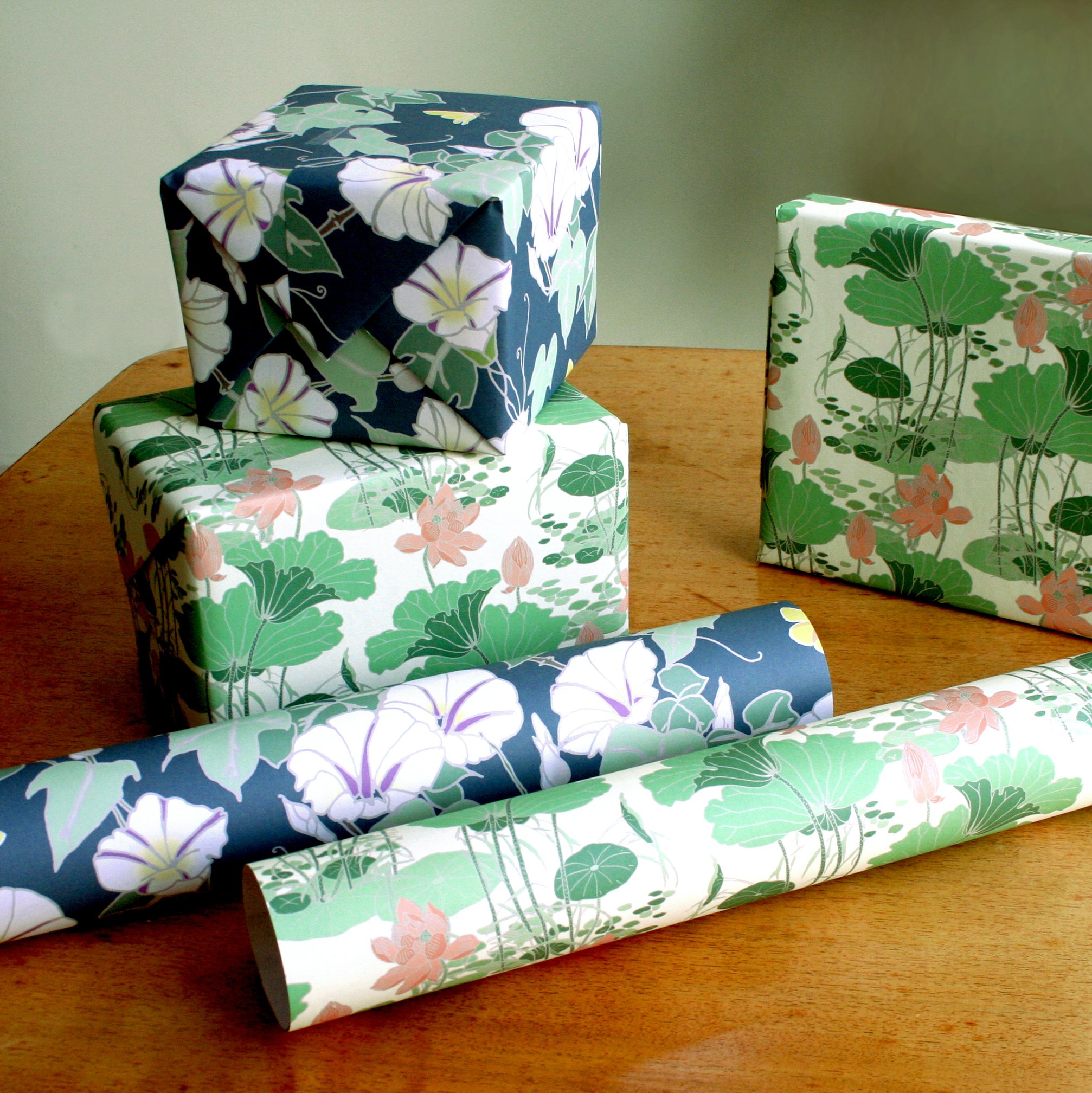 lotus-and-moonflower-mixed-wrap-square-pic A2.jpg
