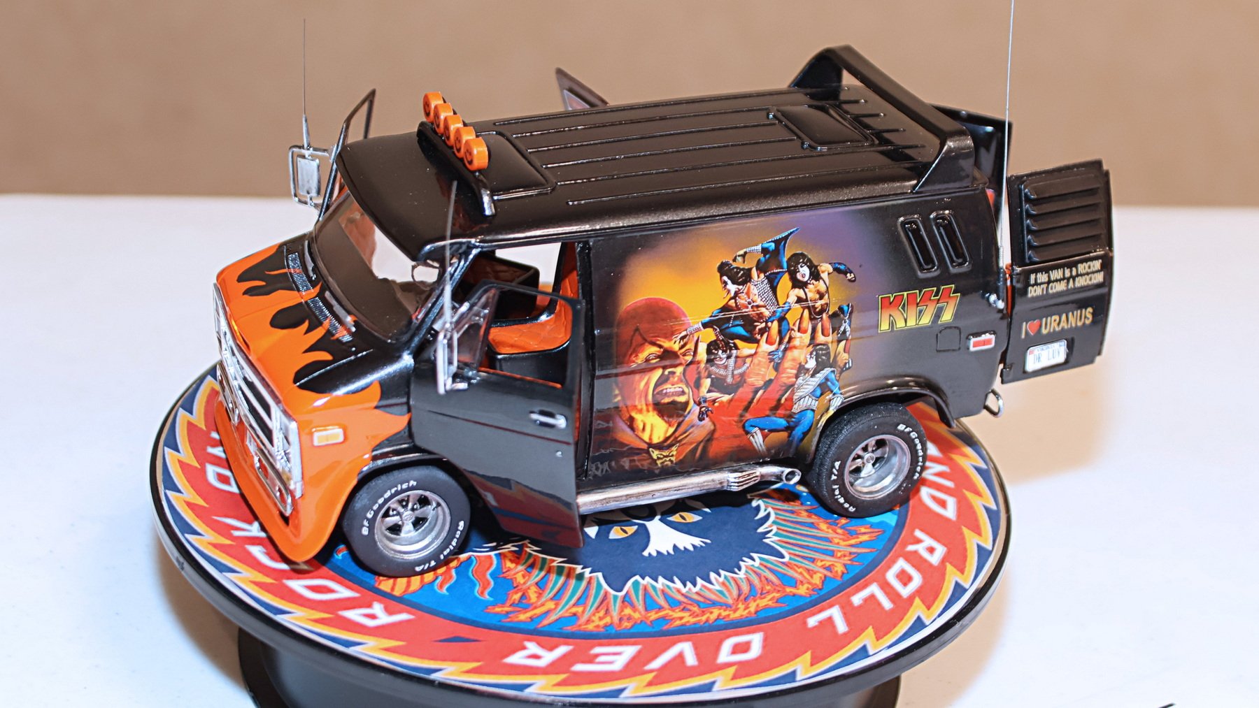 First Place Auto & Best Model, Dr. Luv the Kiss Shaggin’ Wagon by Jamie Brannon