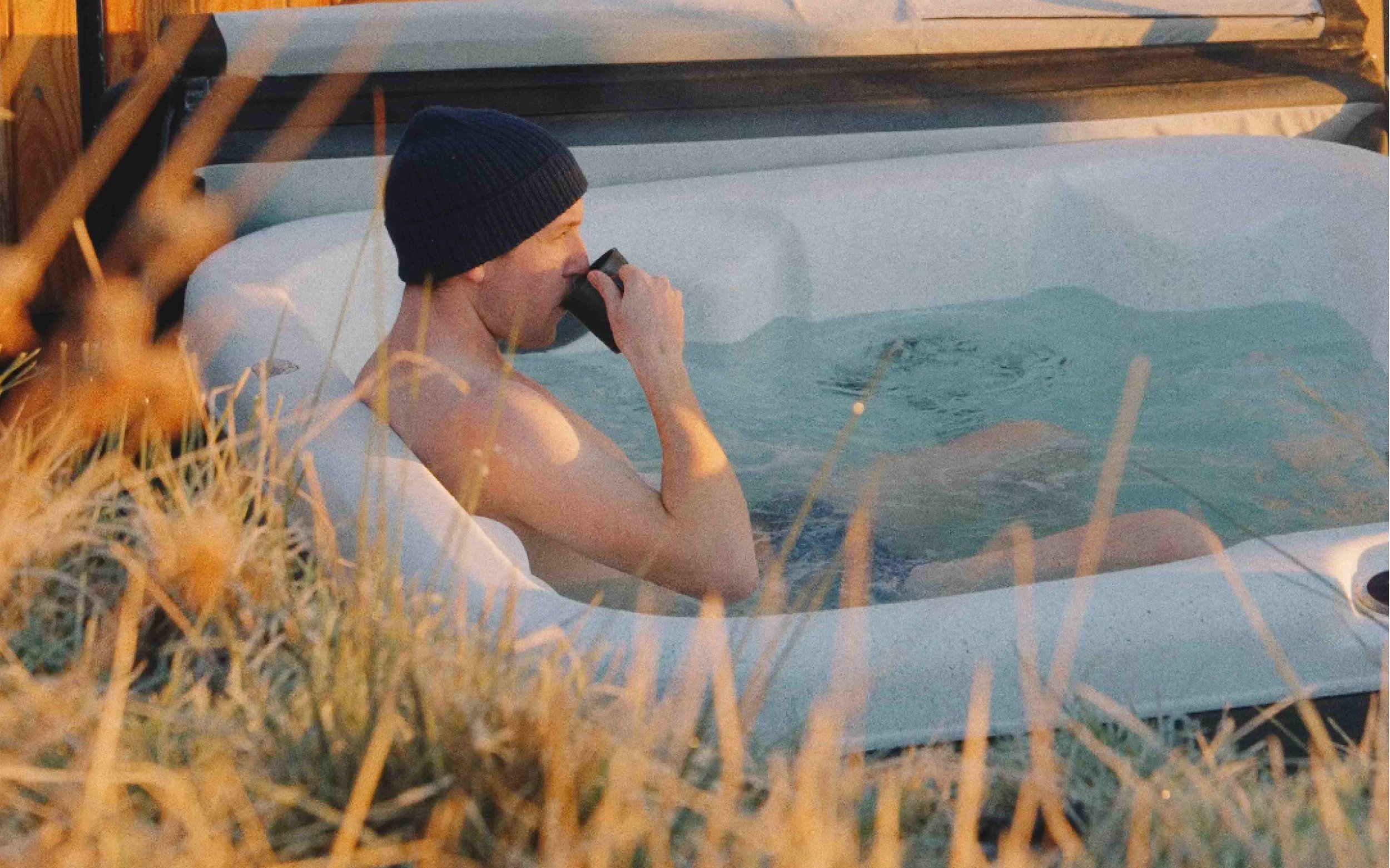 3 Recharge Cabin - Hot Tub.jpg