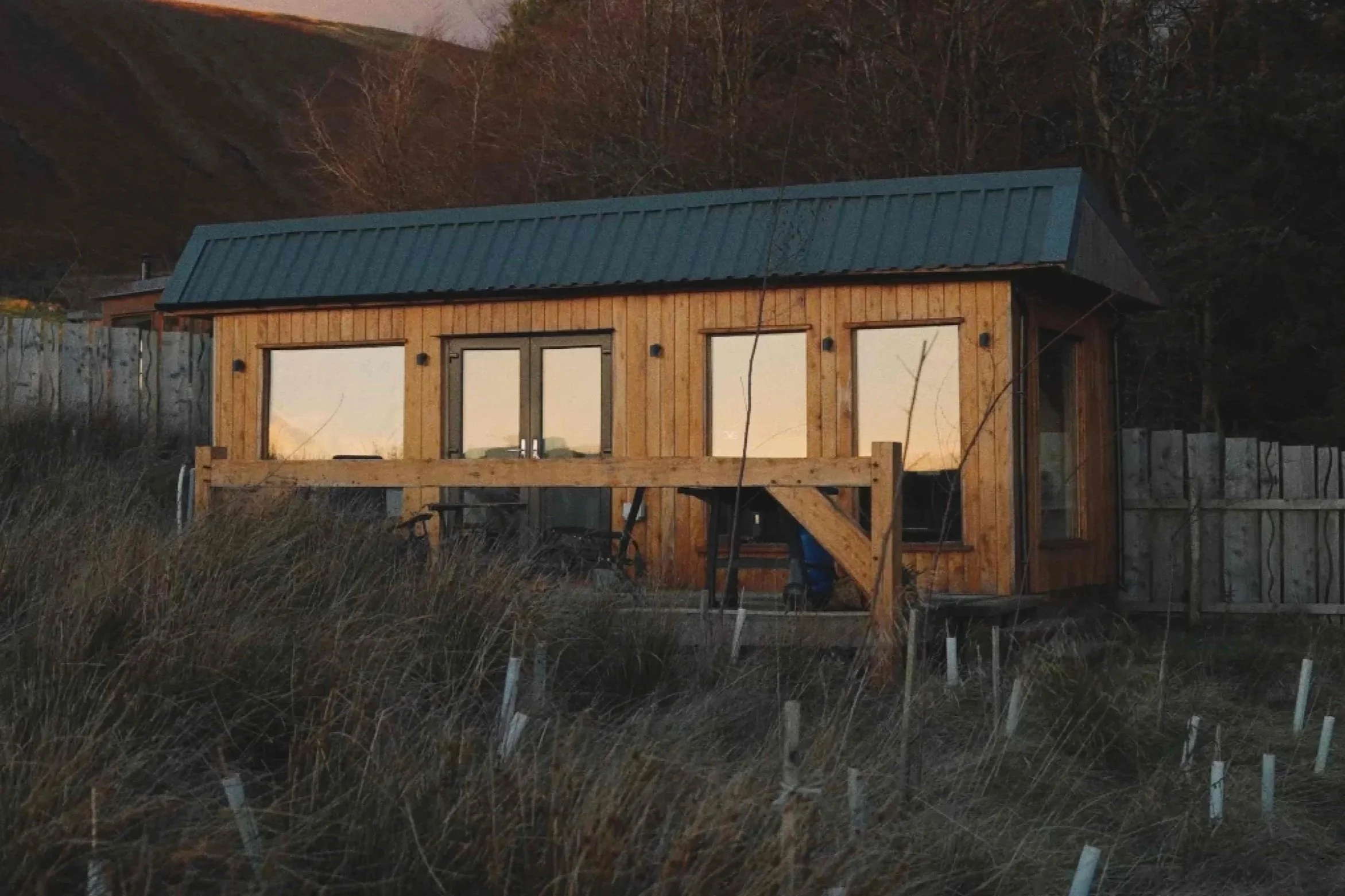 5+Recharge+Cabin+-+Off+grid.jpg