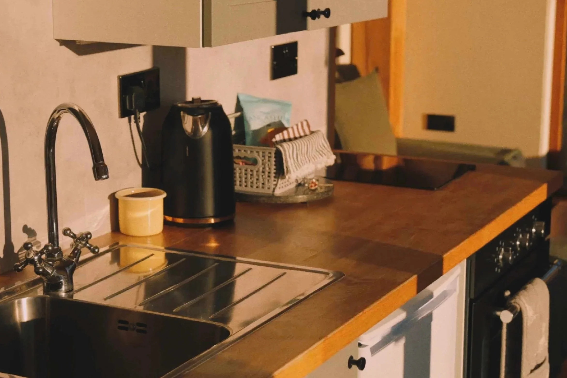 6+Recharge+Cabin+-+Kitchen.jpg