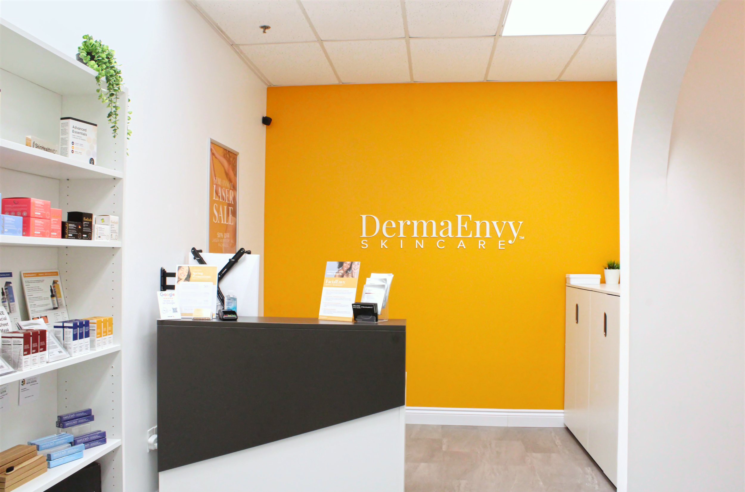 DermaEnvy Dartmouth Reception.png