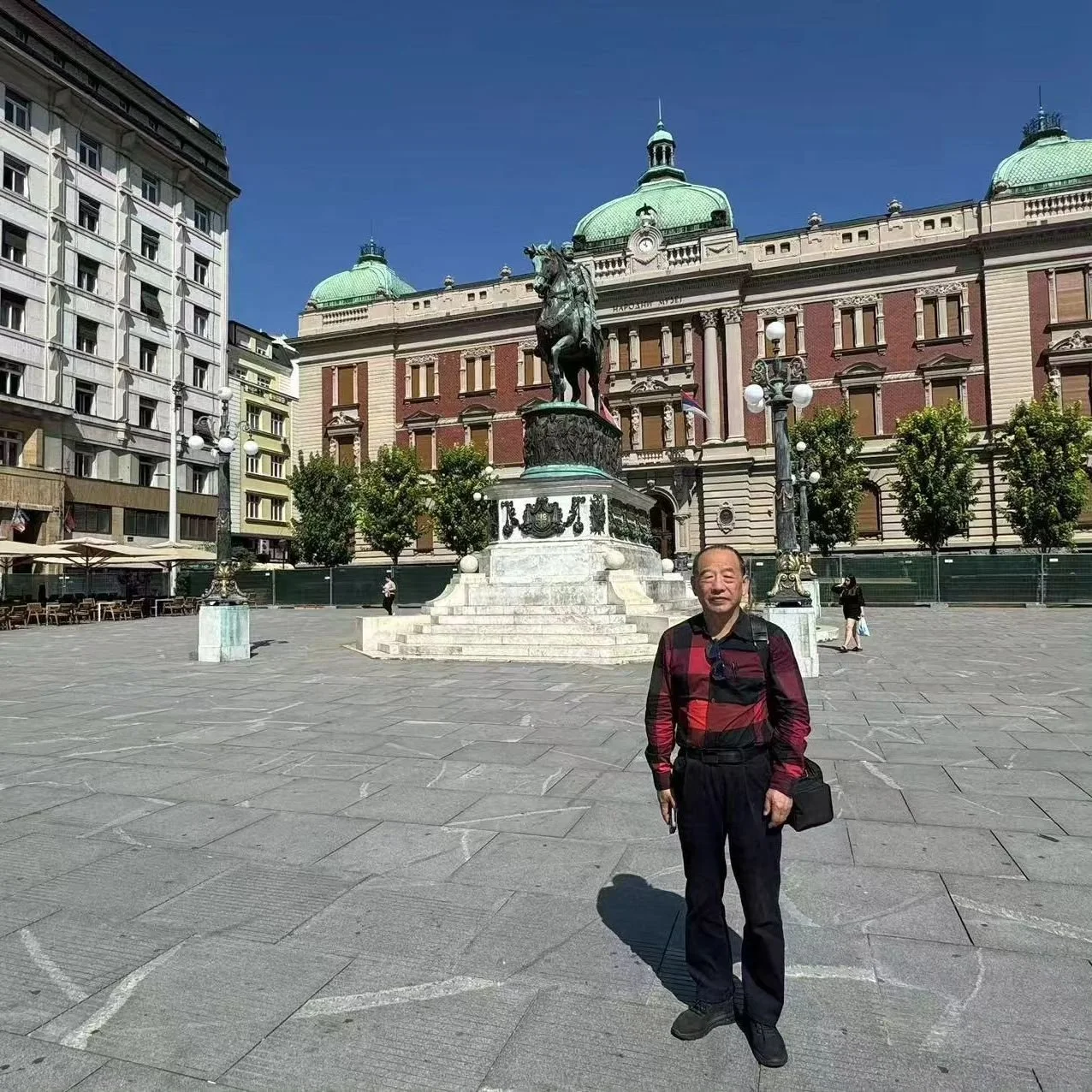 Welcome to Serbia
The Archduke Mihailo&rsquo;s statue says, &lsquo;Welcome to the National Museum of Serbia, where history stares back at you&mdash;literally!&rsquo; 😅✨ #RoyalGreetings #SerbianHistory #MuseumVibes&quot;
