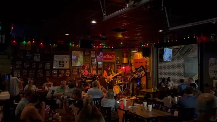 We had a BLAST 💥 Friday night!  Thank you to everyone that came out and @oteysedgewood for having us.  A couple clips from the evening for your entertainment 🤘🏻