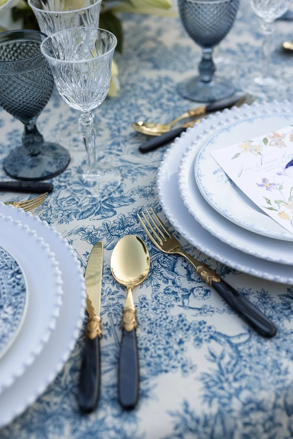 luxury-wedding-provence-andeols-chloefayollas-024.jpg