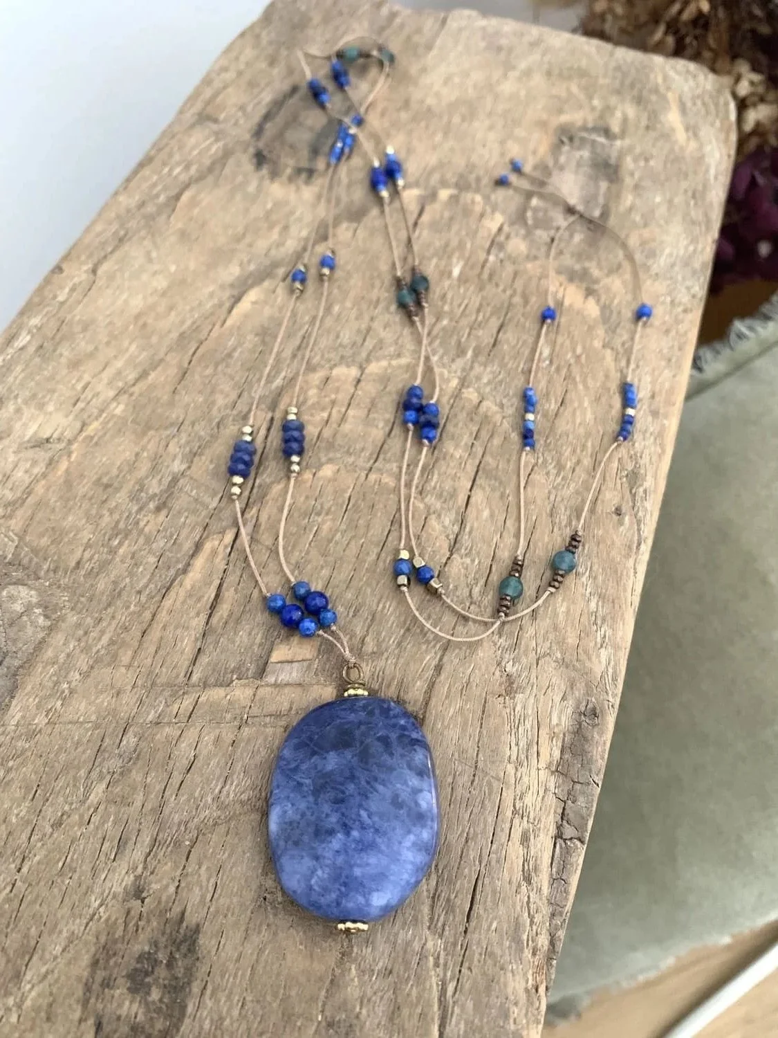 Sautoir bohème en pierres fines - Sodalite